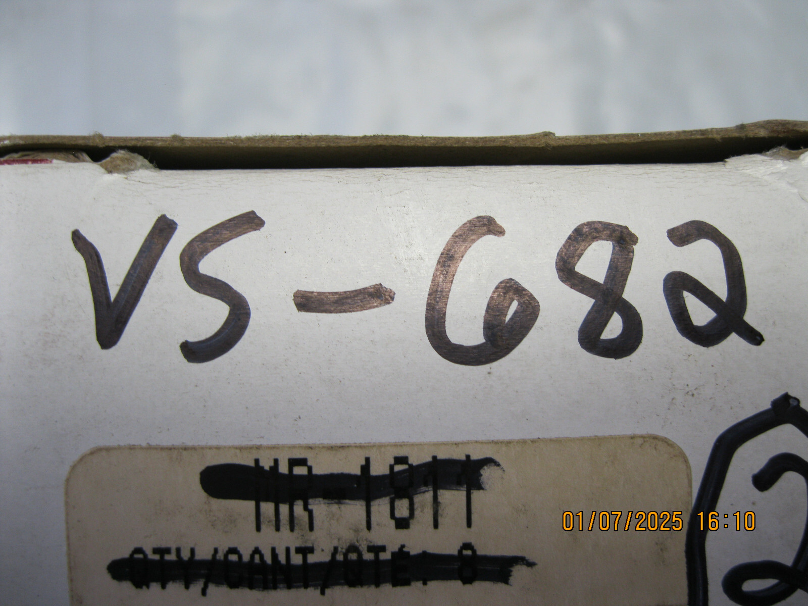 2 Engine Valve Spring Sealed Power VS-682 (2 pack)