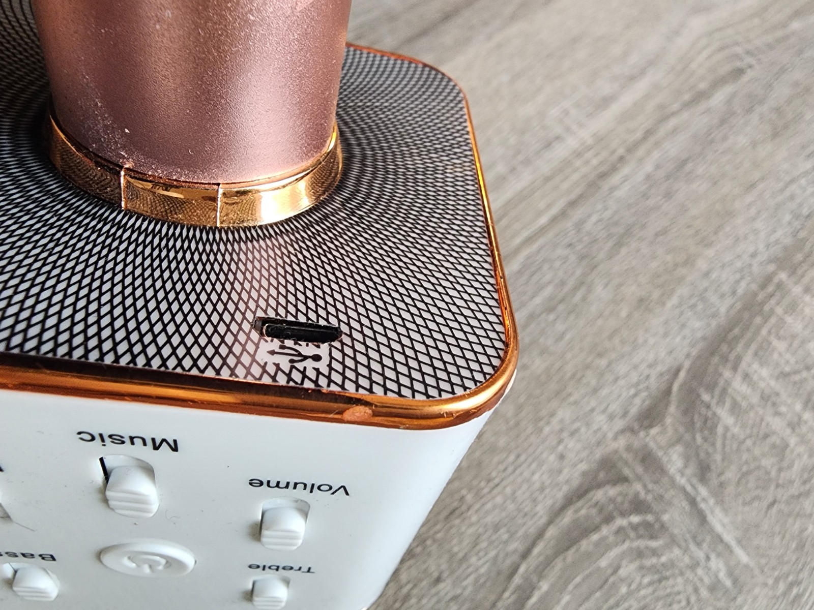 Microphone Cordless Chargeable Handheld Microphone