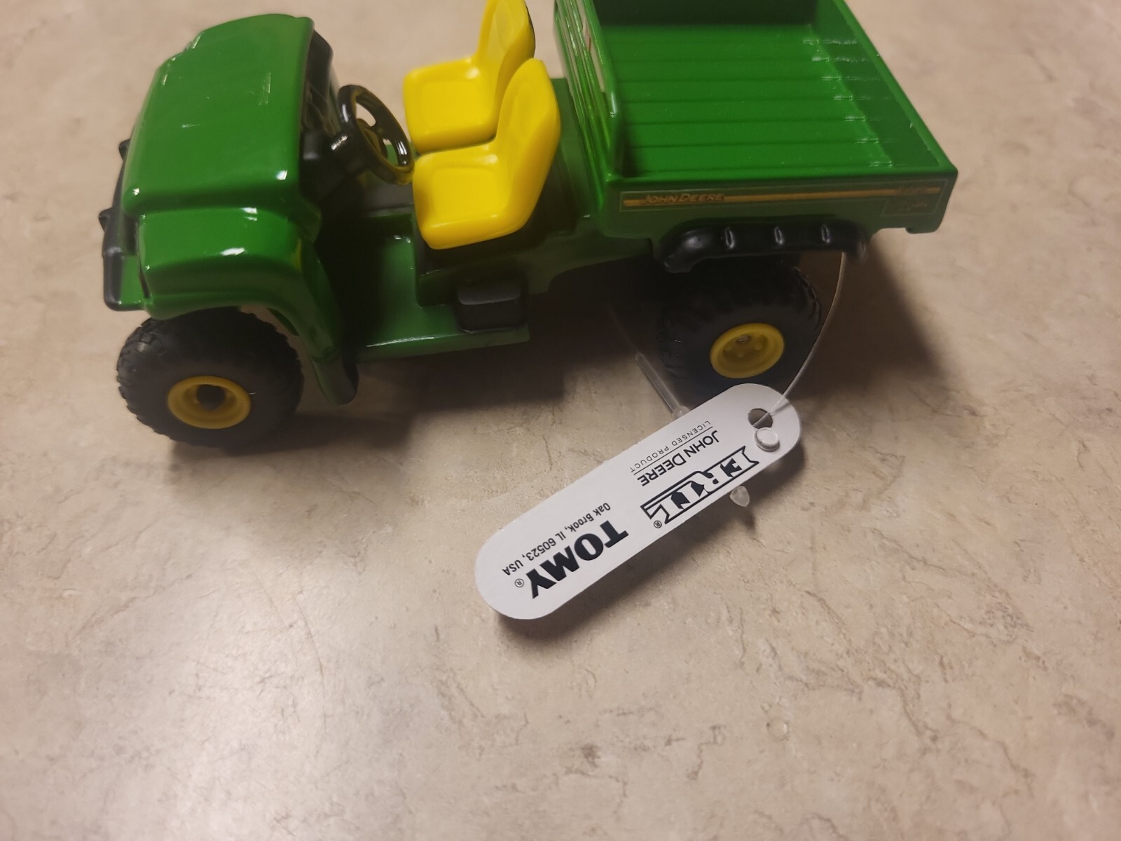 Tomy Collect-N-Play 1:32 Scale John Deere HPX Gator