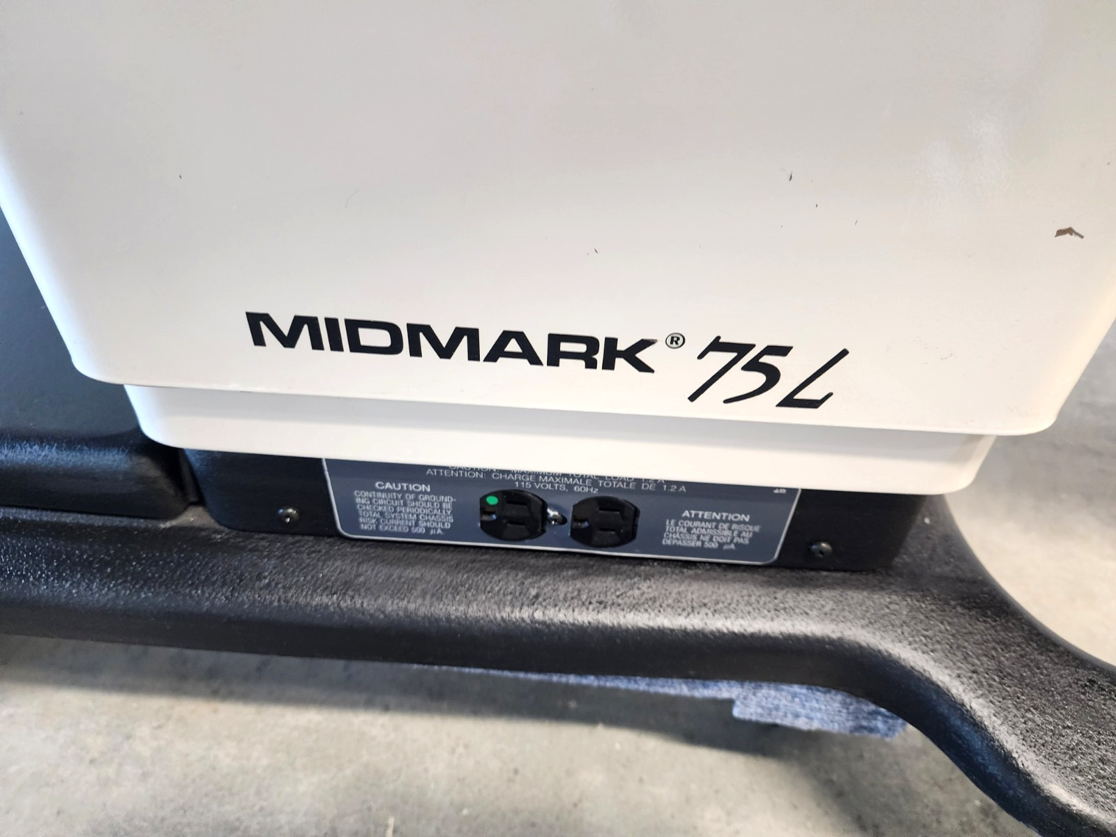 MIDMARK RITTER 75L POWER PROCEDURE EXAM CHAIR 411-011