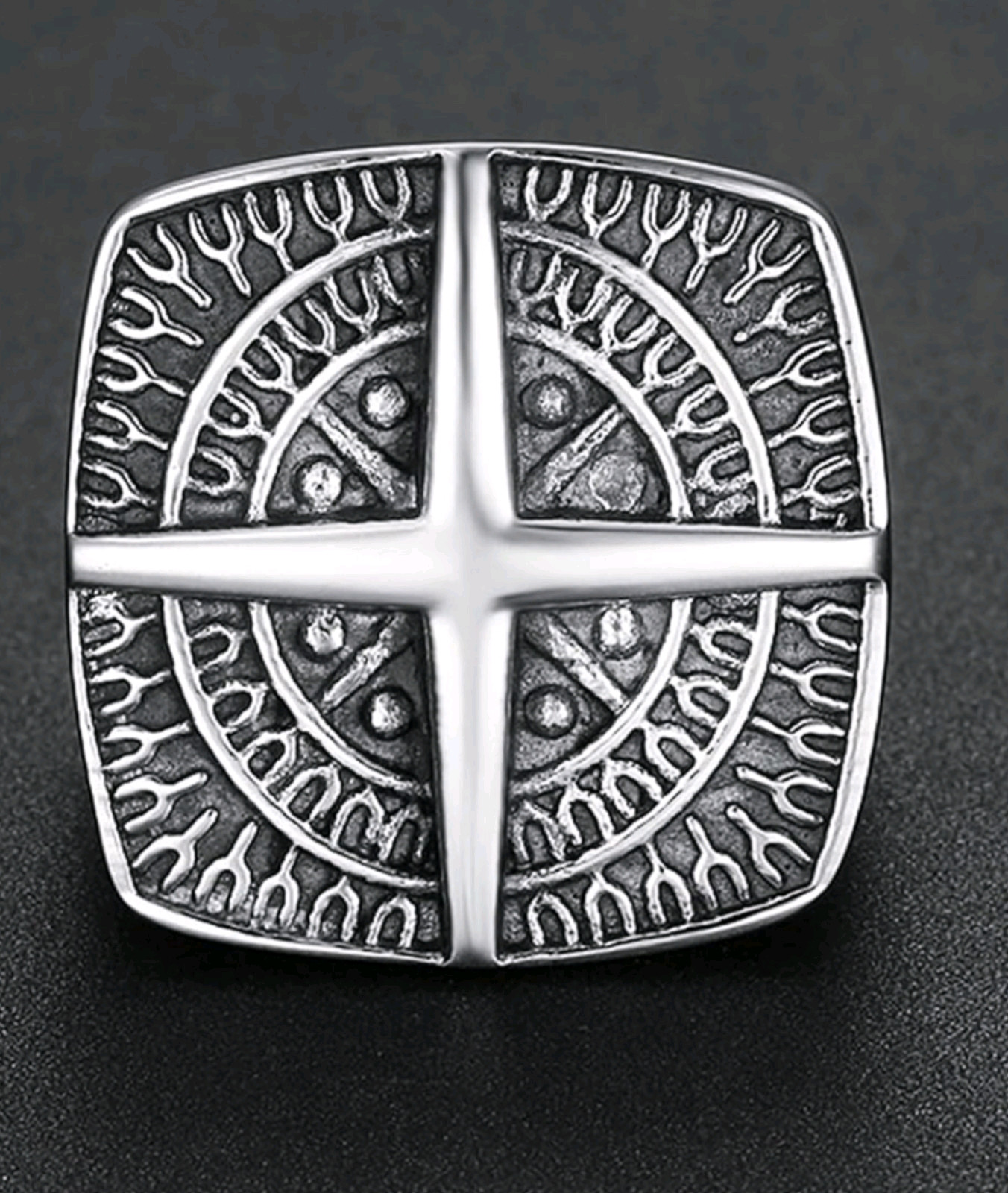 Viking Ring Compass