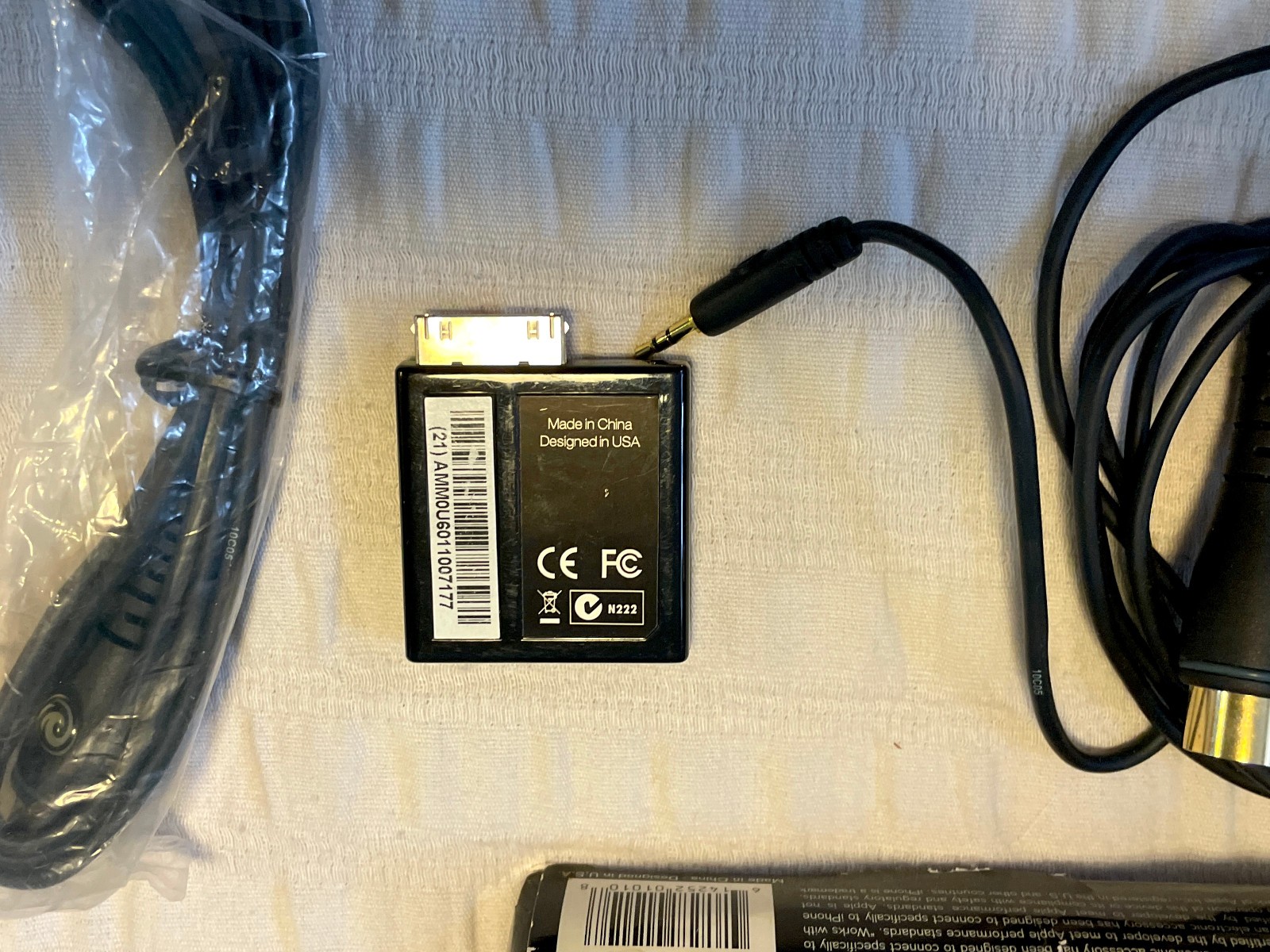 Line 6 MIDI Mobilizer 1 MIDI Interface For iPhone And iPod Touch.