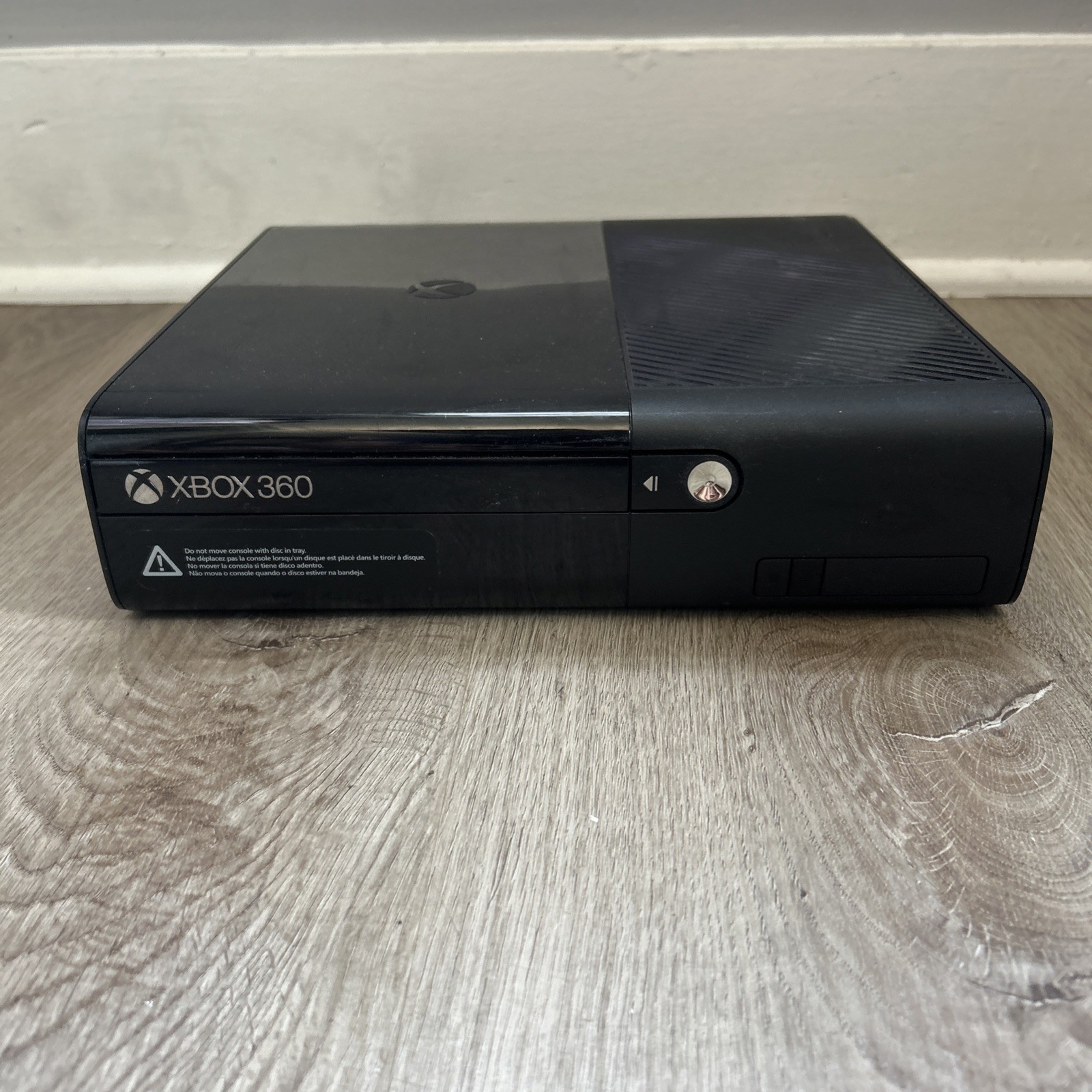 Microsoft Xbox 360 E Gaming Console ONLY 4GB Black Model 1538 For Parts READ