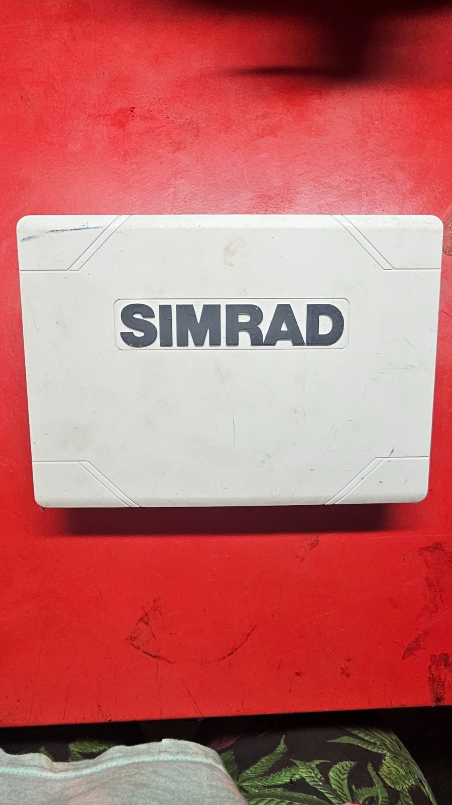 Simrad GO7XSE GPS/Chartplotter W/Sun Cover & Pwr Cable - Please Read - FREE SHIP