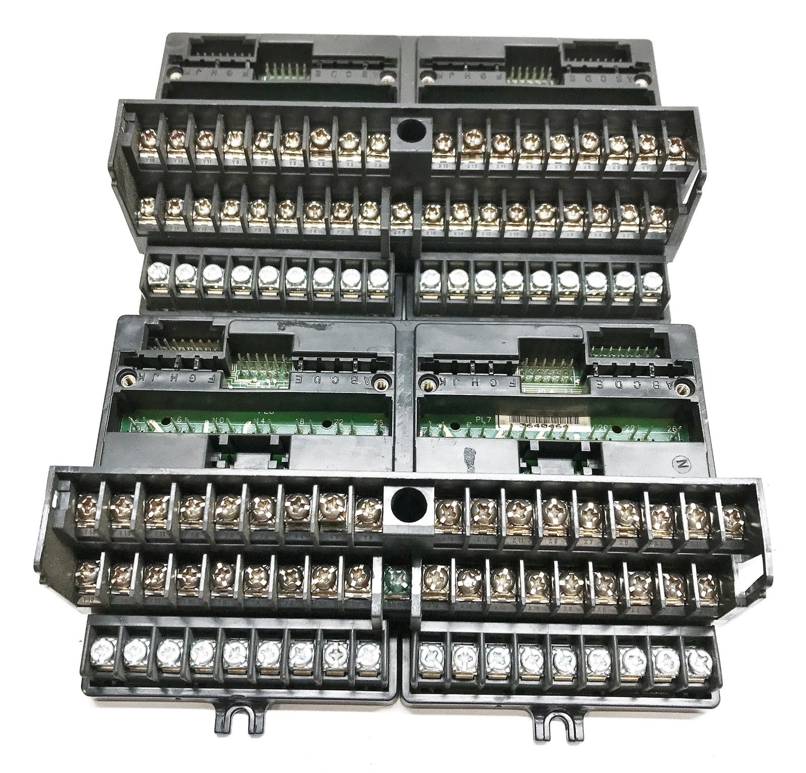 GE/Fanuc In/Out Barrier Style Terminal Base IC670CHS001E [Lot of 2]