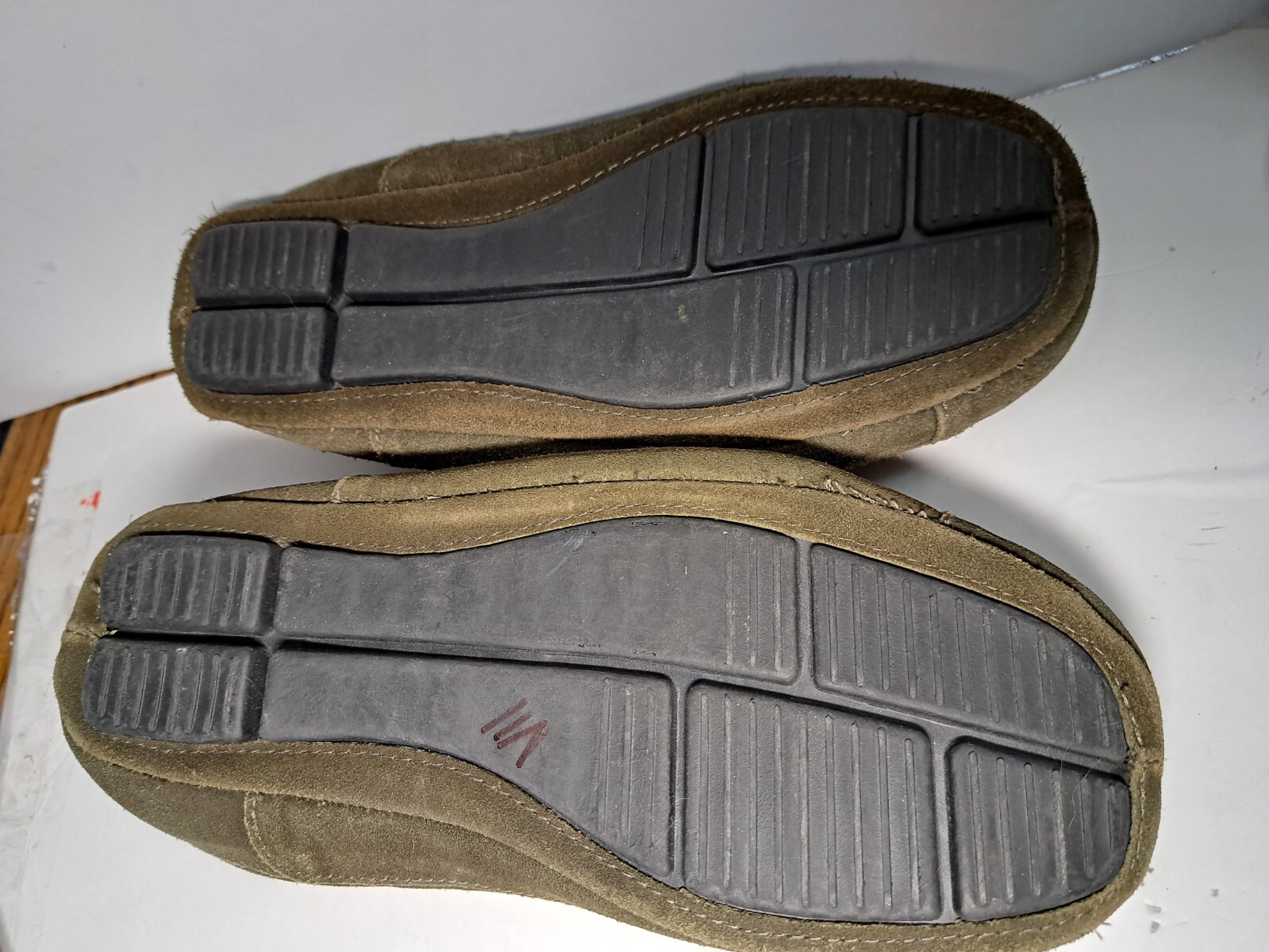 Eddie Bauer Mens Size 8 Slip On Loafer Green Suede