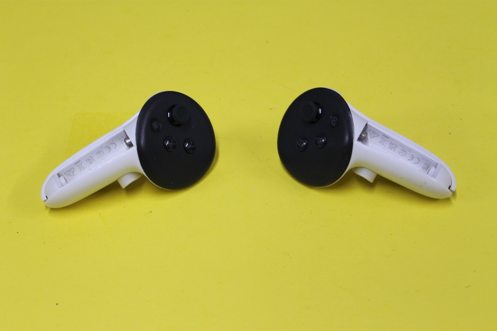 (READ) Genuine Meta Quest 3 / 3S VR Left & Right Pair Controllers ONLY