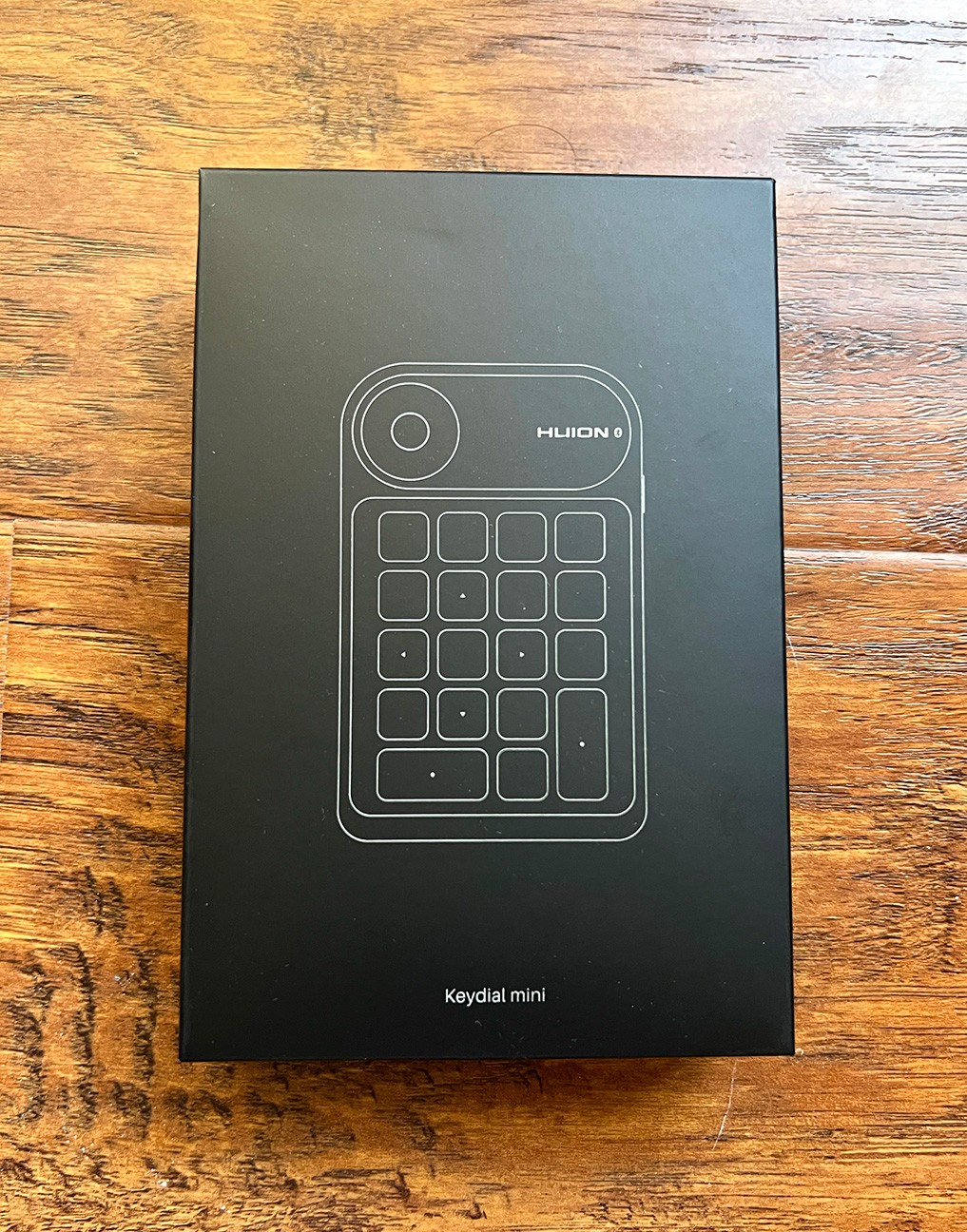 HUION Keydial Mini Bluetooth Programmable Wireless Keypad 18 Keys New in Box