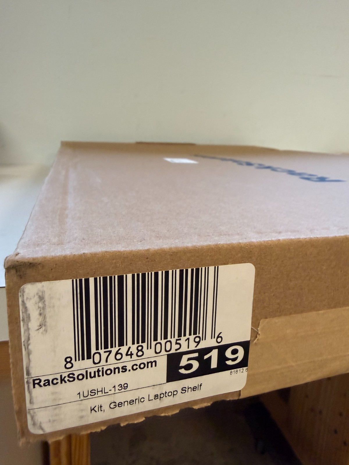 Racksolutions 1USHL-139, 2U Sliding Laptop Shelf 17in Depth
