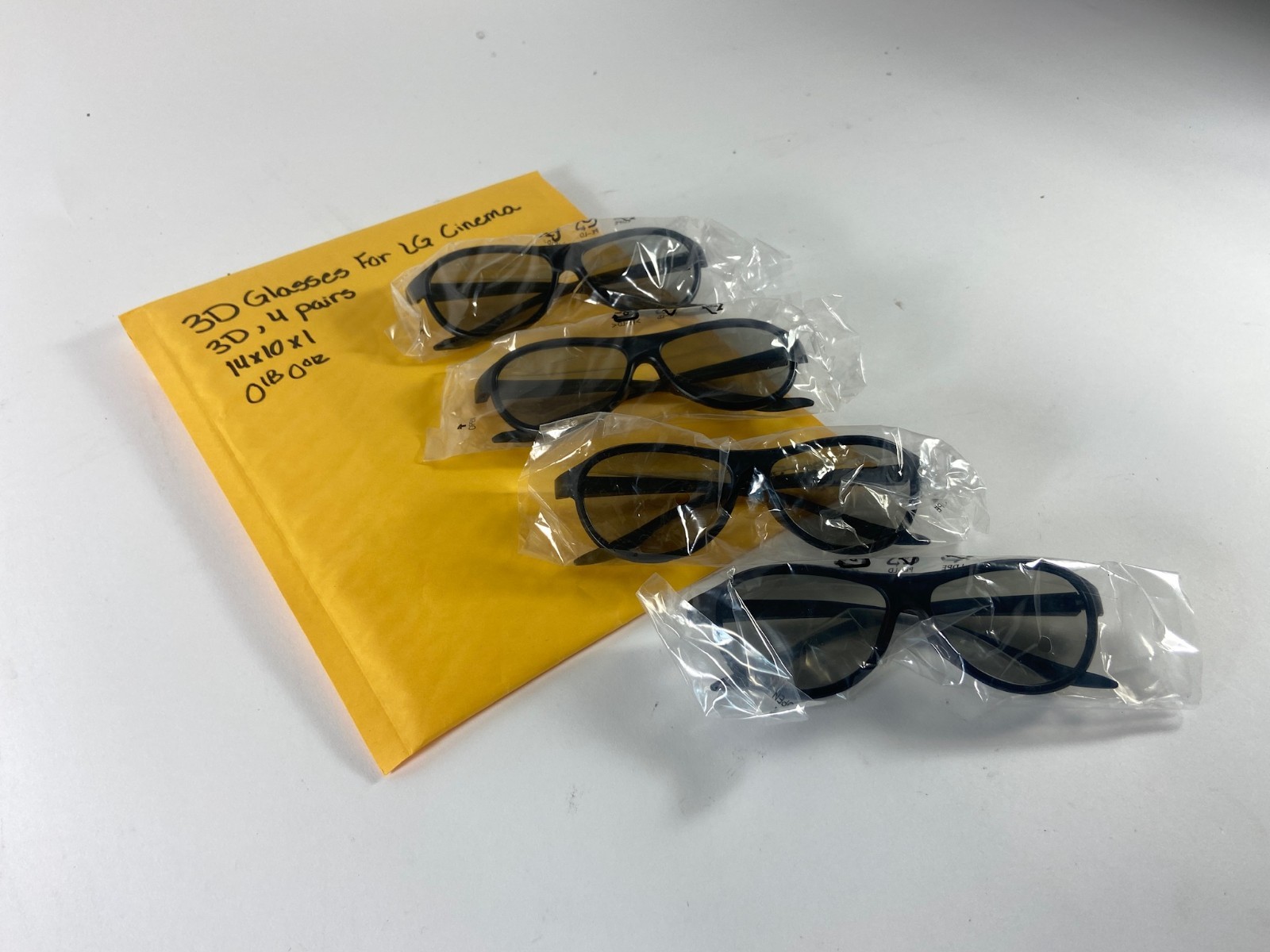 3D Glasses for LG Cinema 3D TV 4 Pairs Passive RealD Style