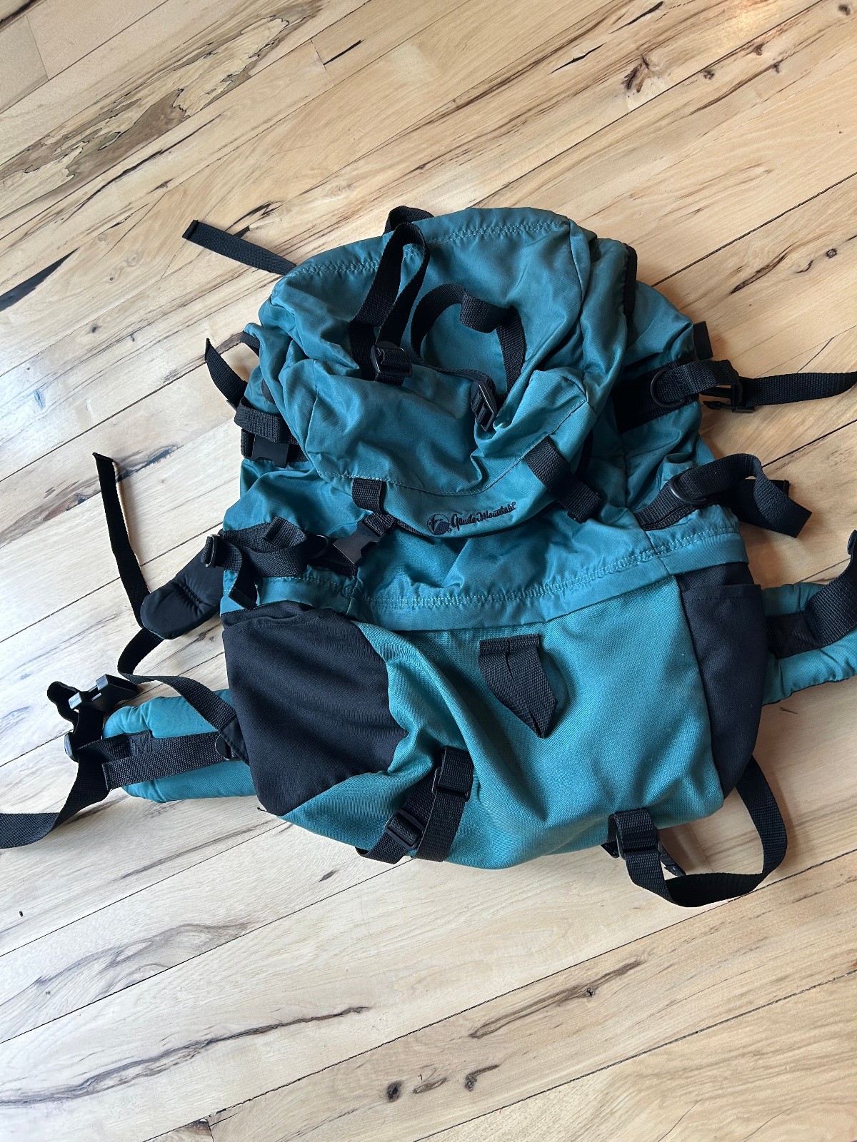 Vintage Gander Mountain Hiking Backpack - Internal Frame - Green
