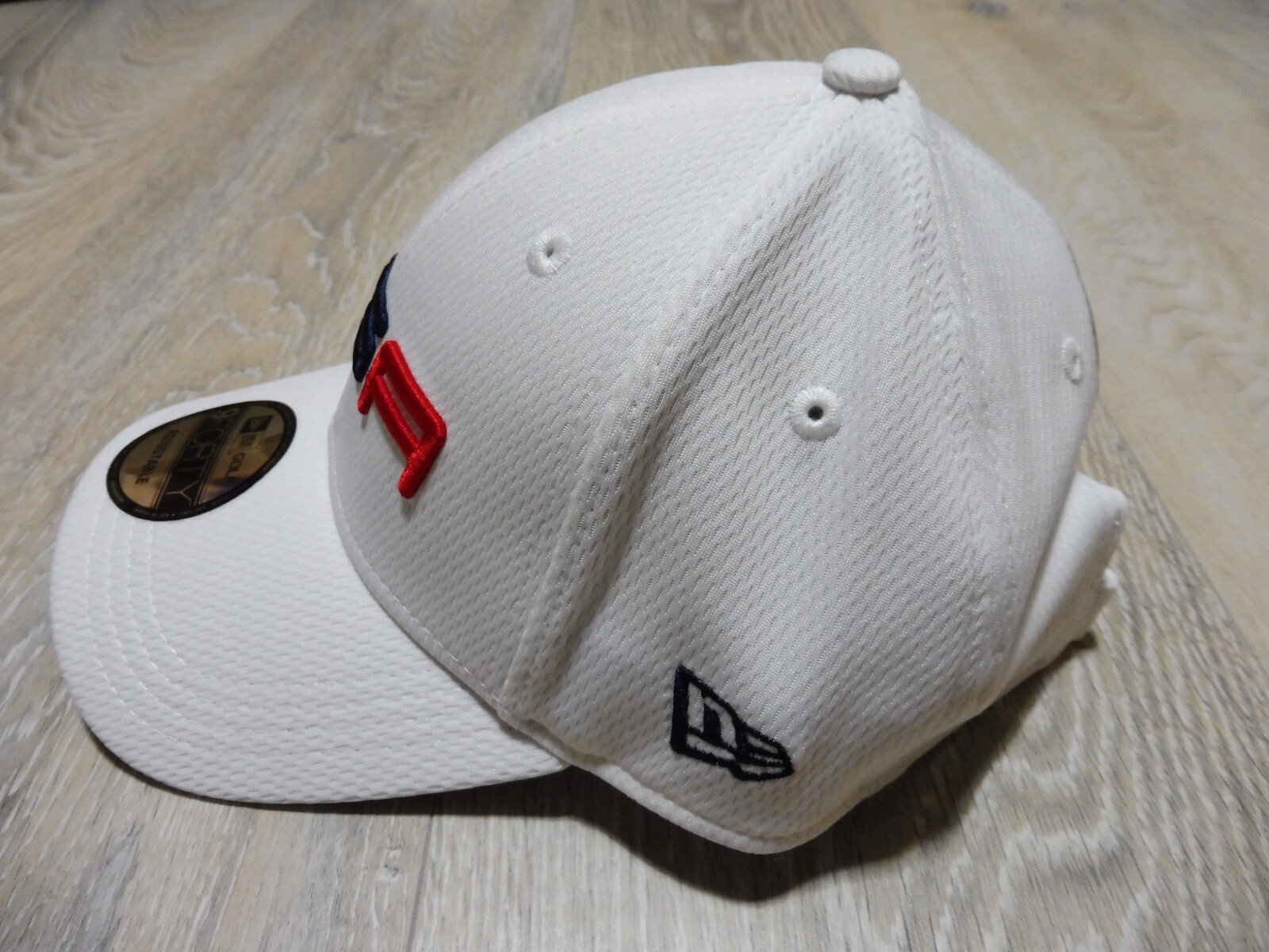 USA 2020 RYDER CUP HAT MENS ADJUSTABLE TEAM ISSUED WHITE NEW ERA GOLF POLYESTER