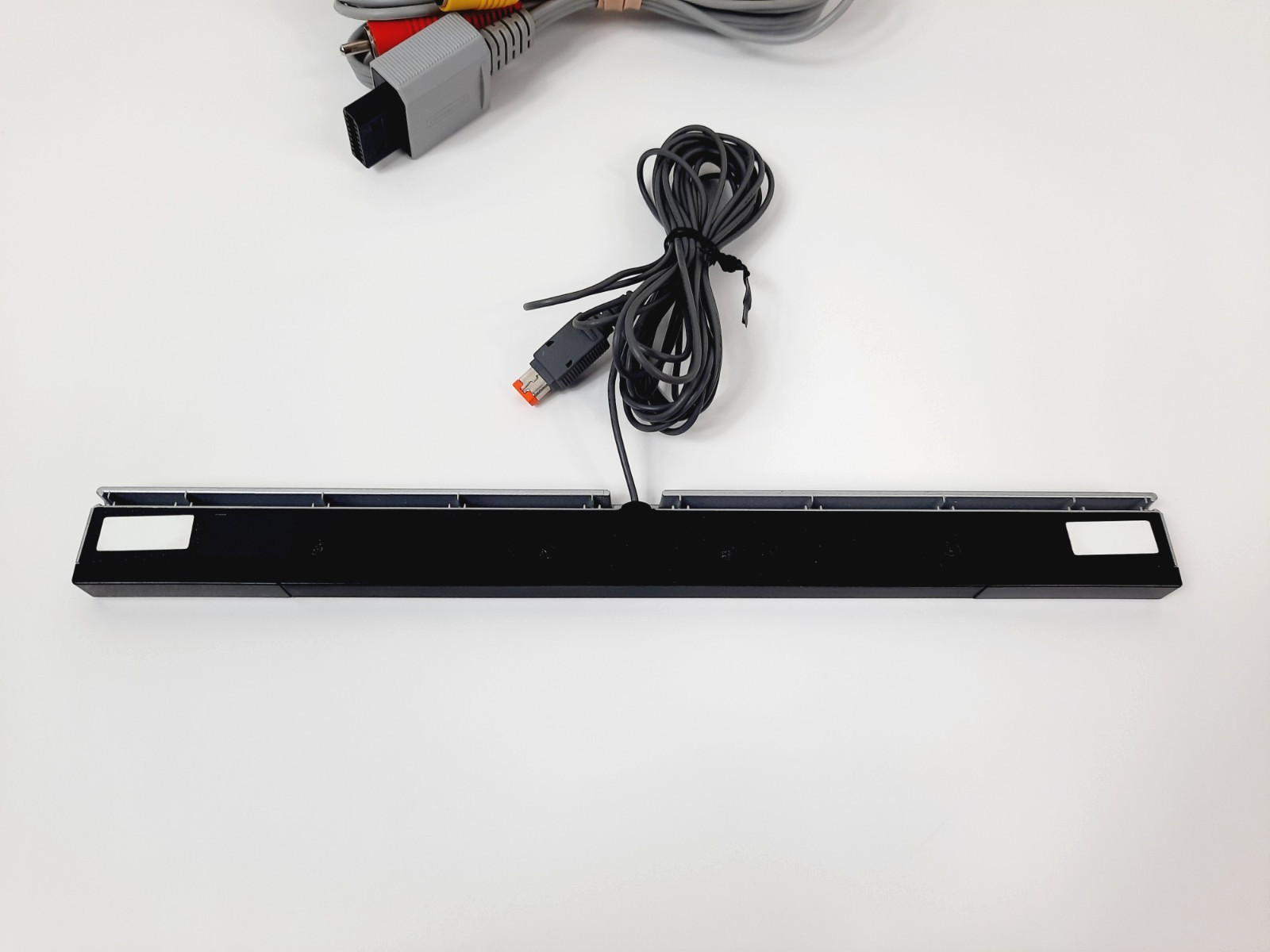 Genuine OEM Nintendo Wii Cable Bundle: AC Adapter, AV Cable & Sensor Bar -Tested