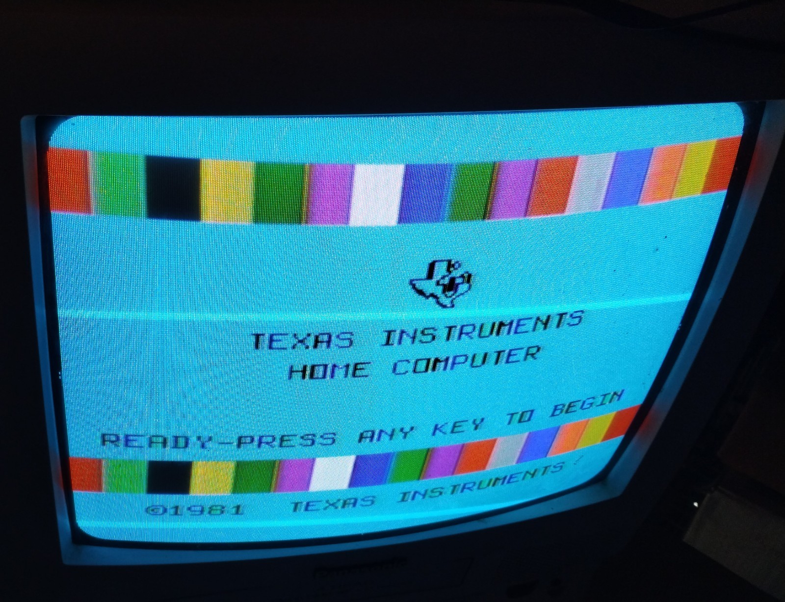 Texas Instruments TI-99/4A Home Computer ~ TESTED ~ with Power & Video cords