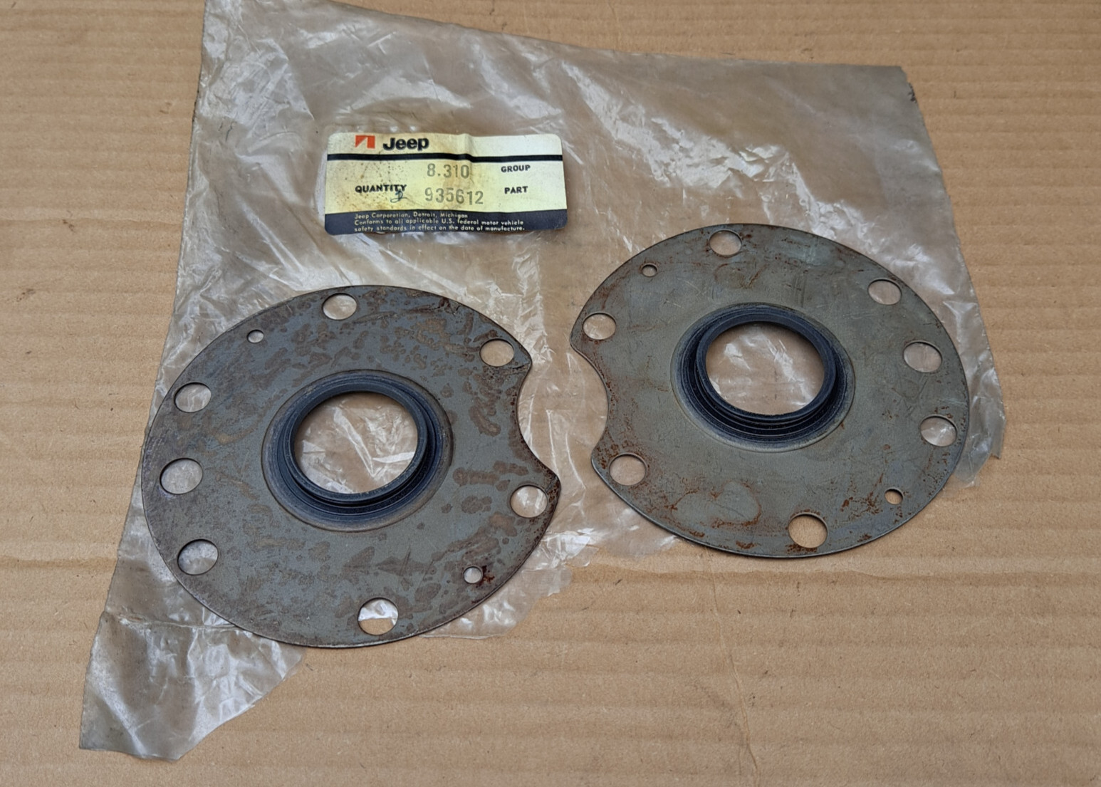 1966-1971 Jeep CJ5 CJ6 NOS AMC Dana 44 Rear Axle OUTER OIL SEAL Pair
