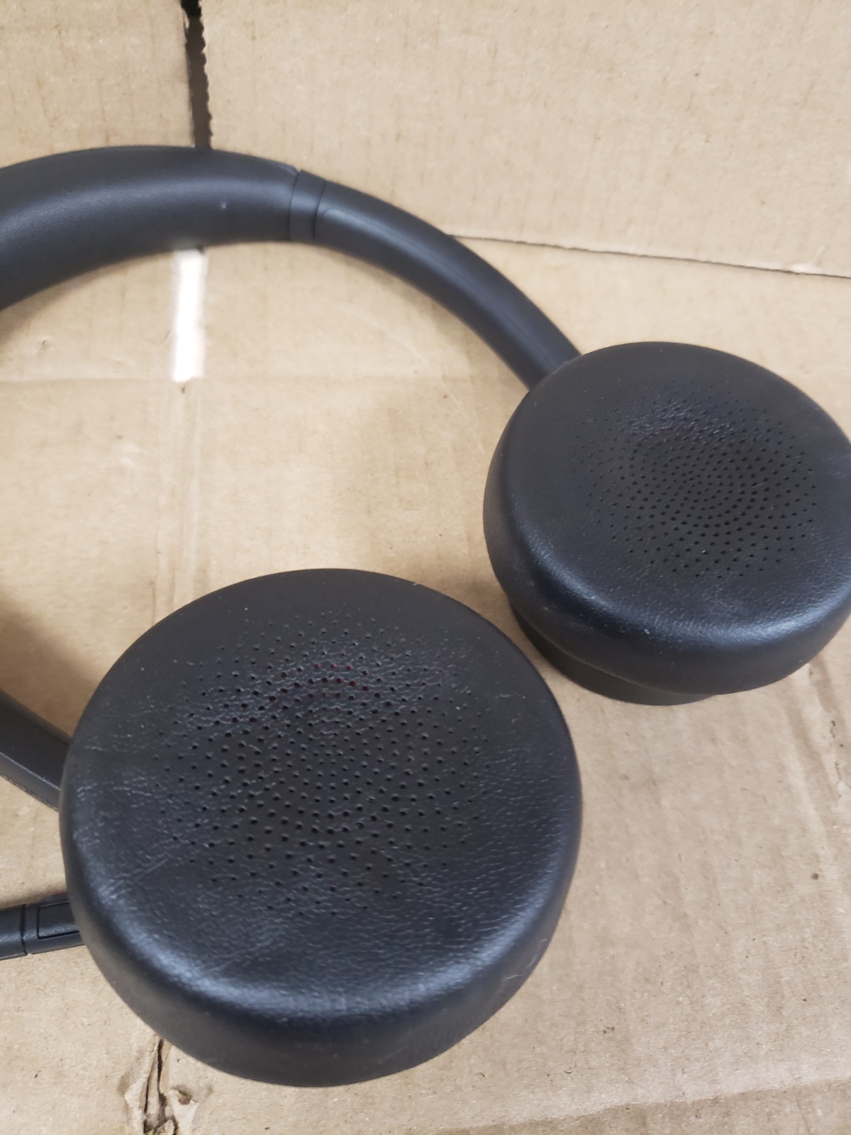 Yealink BHD702 Dual Wireless Bluetooth Headset W/MIC (NO DONGLE)