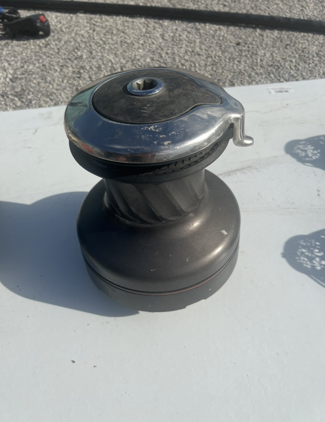 Harken 70 Self-Tailing Radial Aluminum Winch — 2 SPEED ideal. Lewmar
