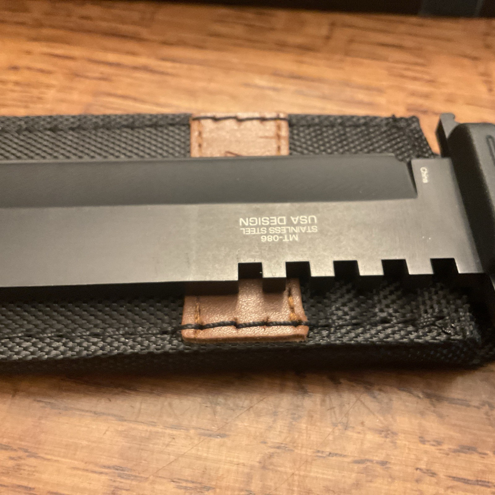 MT-086 fixed blade knife With Sheath……..