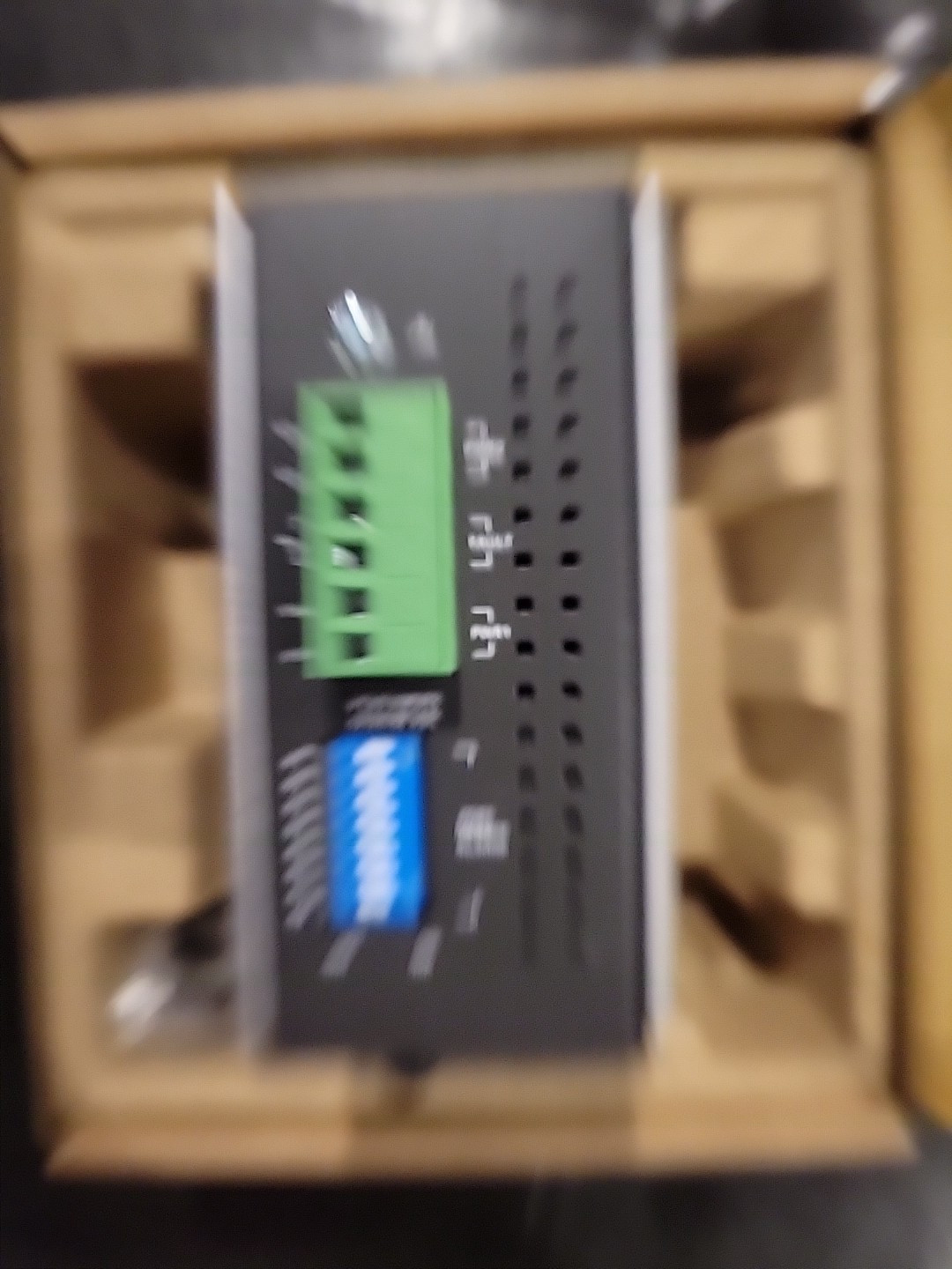 NEW IN BOX MOXA EDS-308-MM-ST V3.1 Industrial Ethernet Switch Fast FREE Shipping