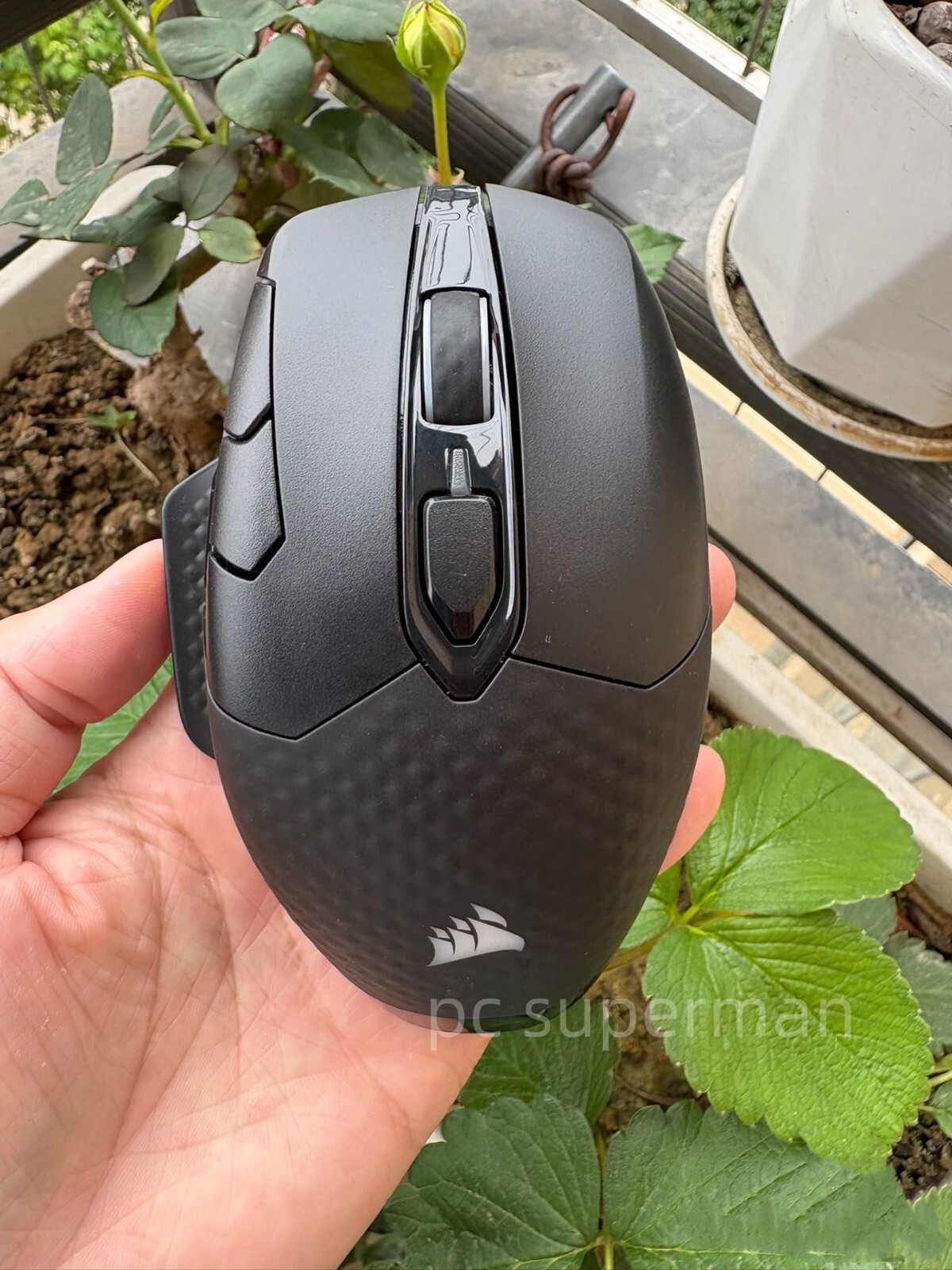 Corsair Dark Core RGB Pro SE Wireless Optical Gaming Mouse Qi Charging w Dongle!