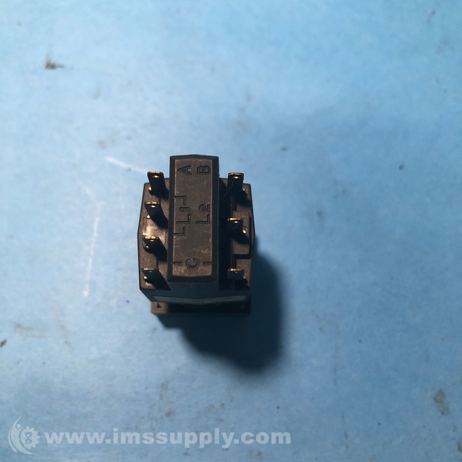 YP-16G Momentary Push Button FNOB