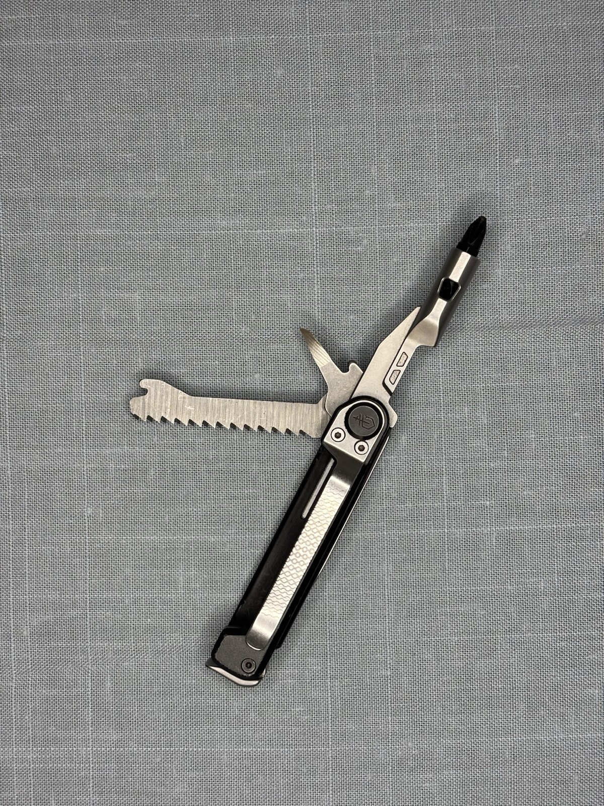 Gerber Armbar Folding Multi-Tool Knife w/ Bit Driver, Saw/File Black/Silver