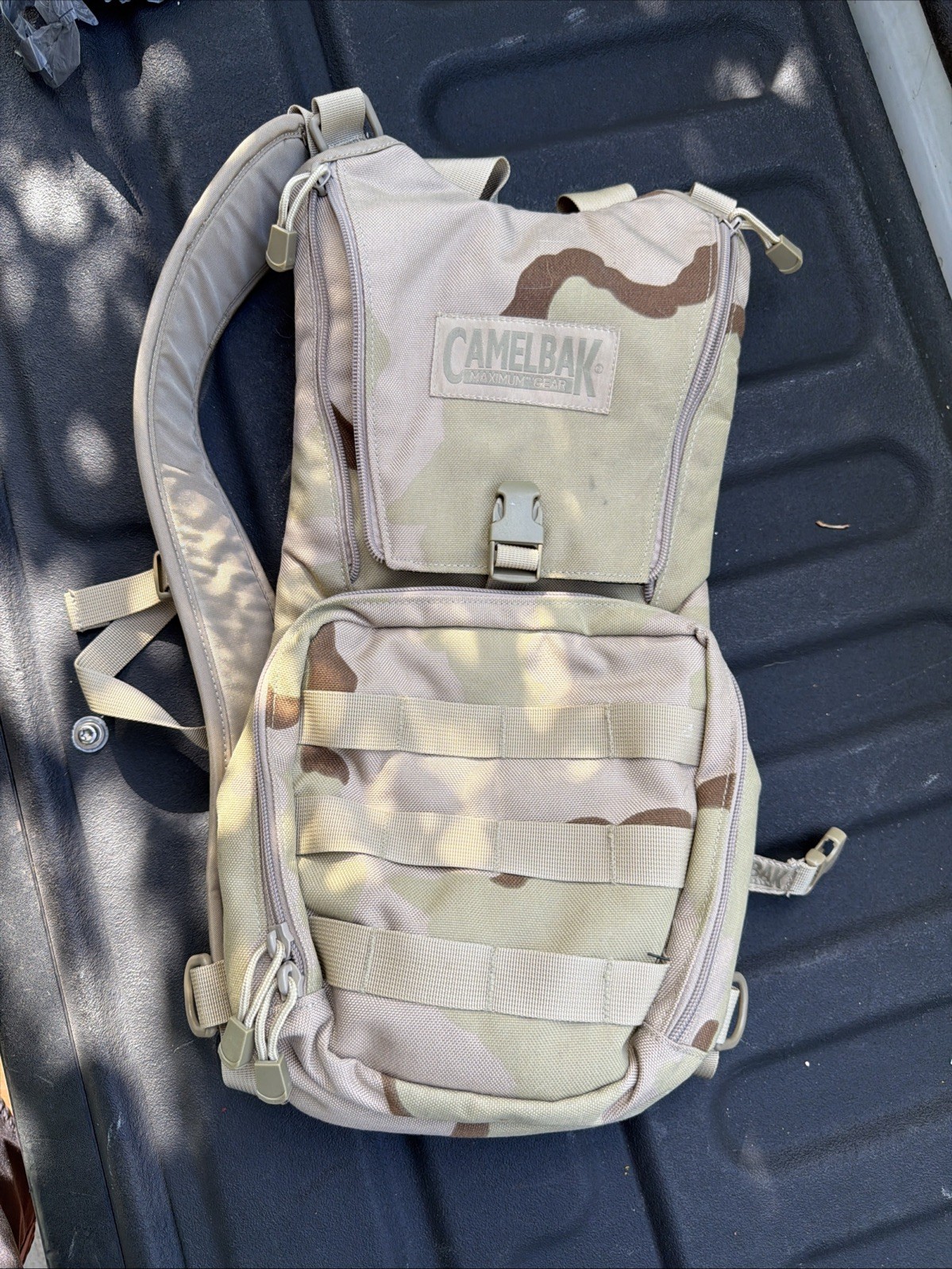 Camelbak M.U.L.E. Maximum Gear Desert Camo hydration pack Without Bladder