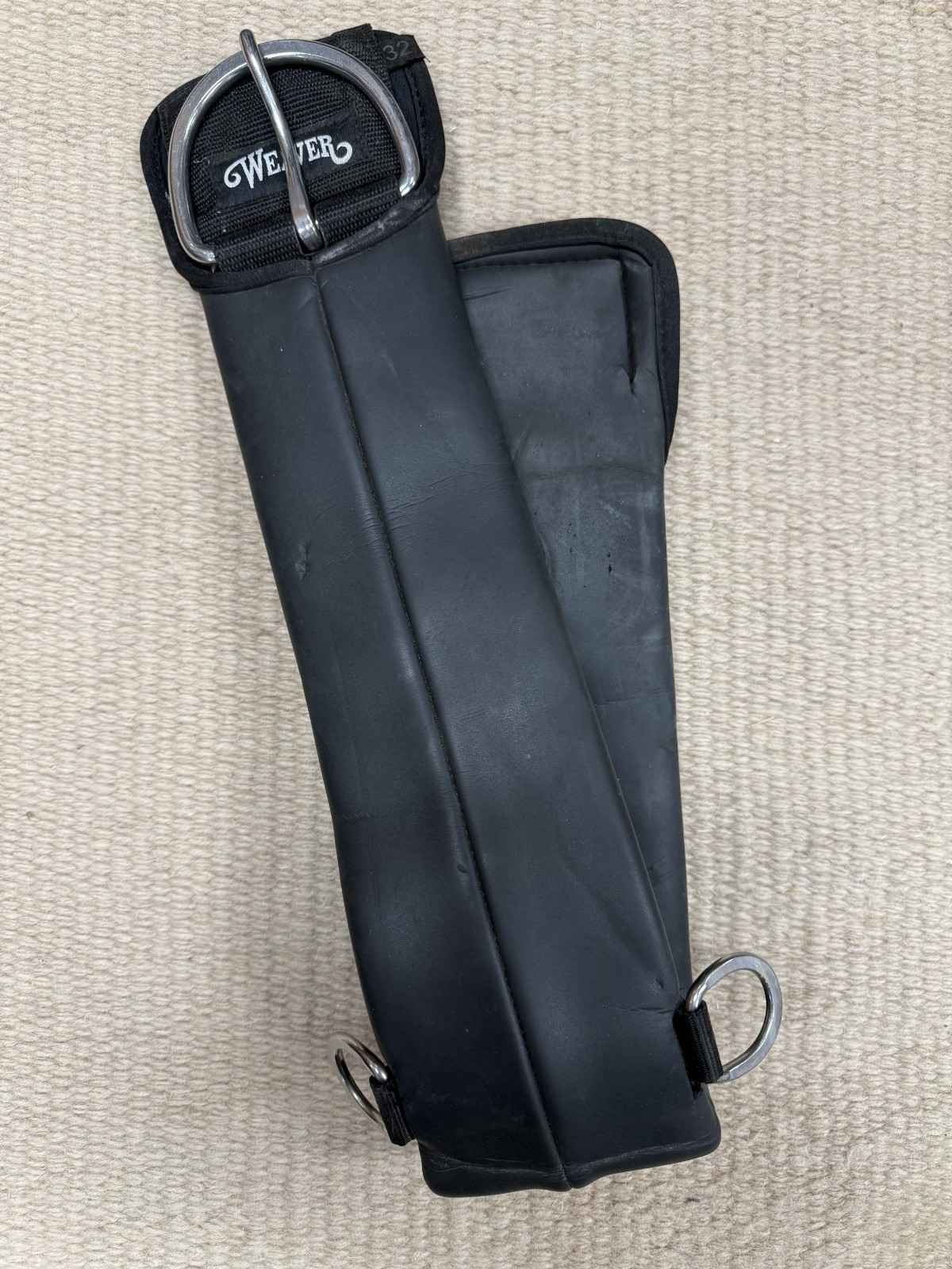 32" Weaver Neoprene Sleeve Straight Cinch/Girth - Black