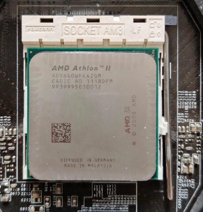 AMD Athlon II X4 640 3.0 Ghz Quad-Core Socket AM3 CPU Processor ADX640WFK42GM