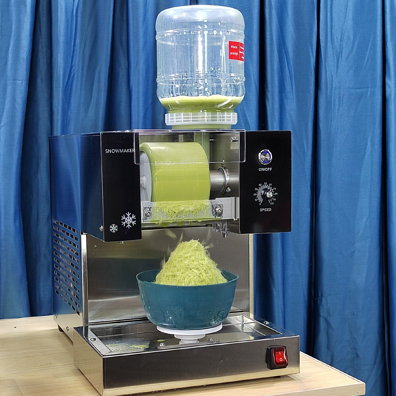 USA Automatic Snowflake Ice Machine Shaved Ice 275lbs/Day with Rotatable Base