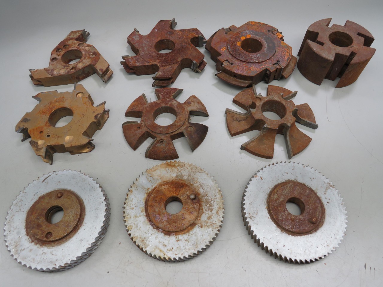 LOT OF 10 NO PART NUMBER MIXED PIECES MOLDING SHAPER CUTTERS T159874