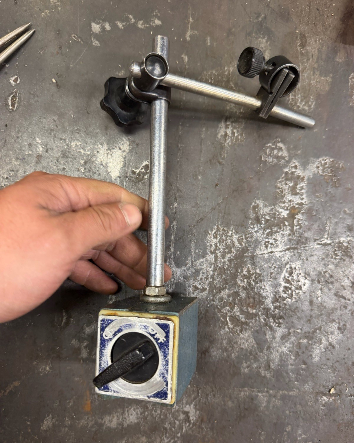 Magnetic Base Indicator Holder ON OFF Dial Indicator Stand w/ Adjustable Arms