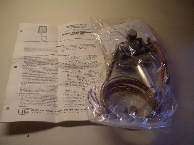 UNITED ELECTRIC 802PS 8437 13226-12 TEMPERATURE CONTROLLER NIB