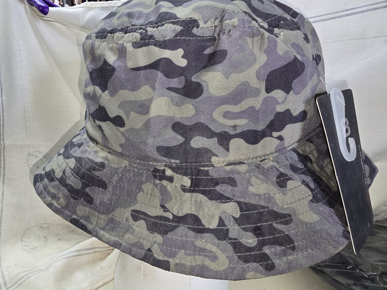 Layer 8 Boys Camouflage Hats. One Size. New with Tags .