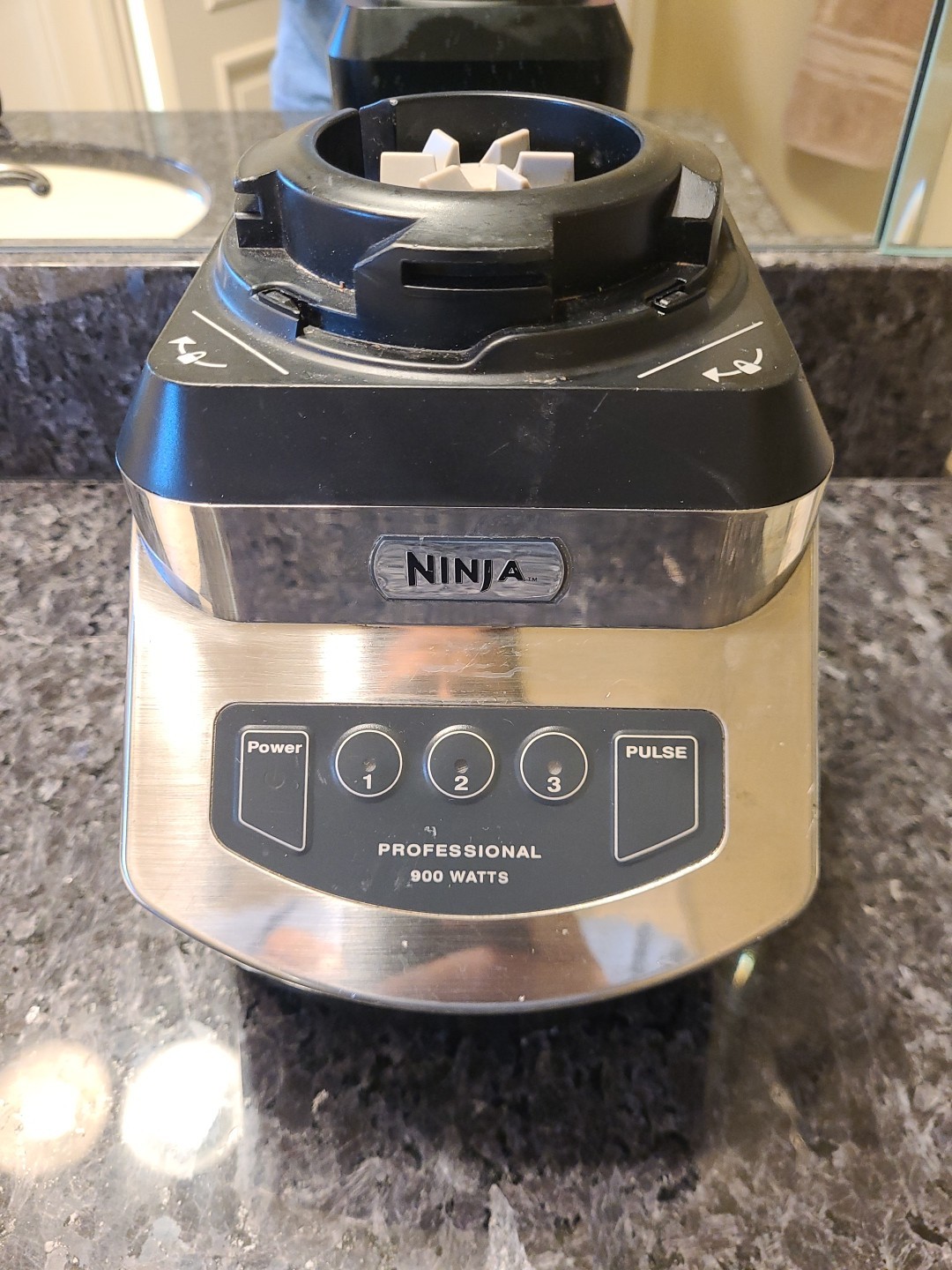 Ninja NJ600 Professional Blender Replacement Motor Base 900 Watts Tested WBMF 30
