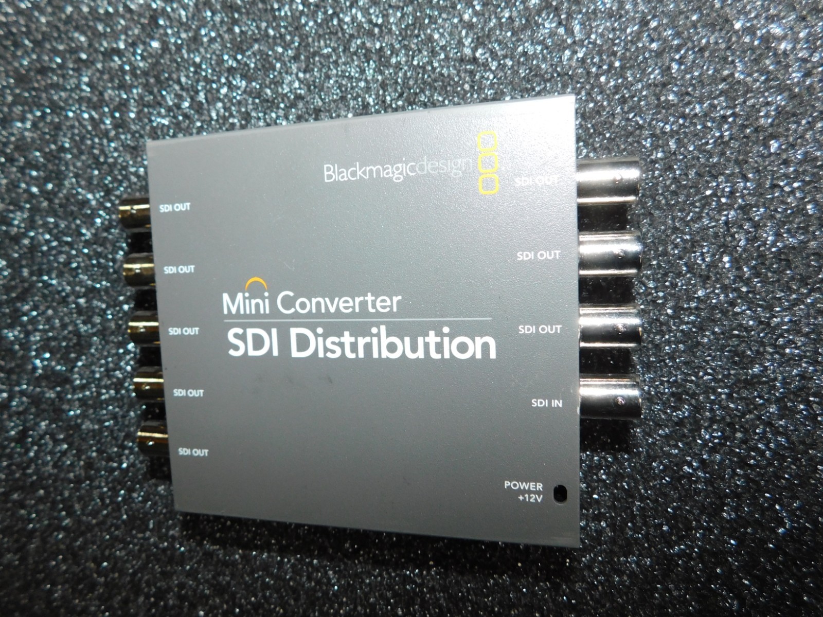 Black Magic Design Mini Converter SDI Distribution - w/ Power Supply