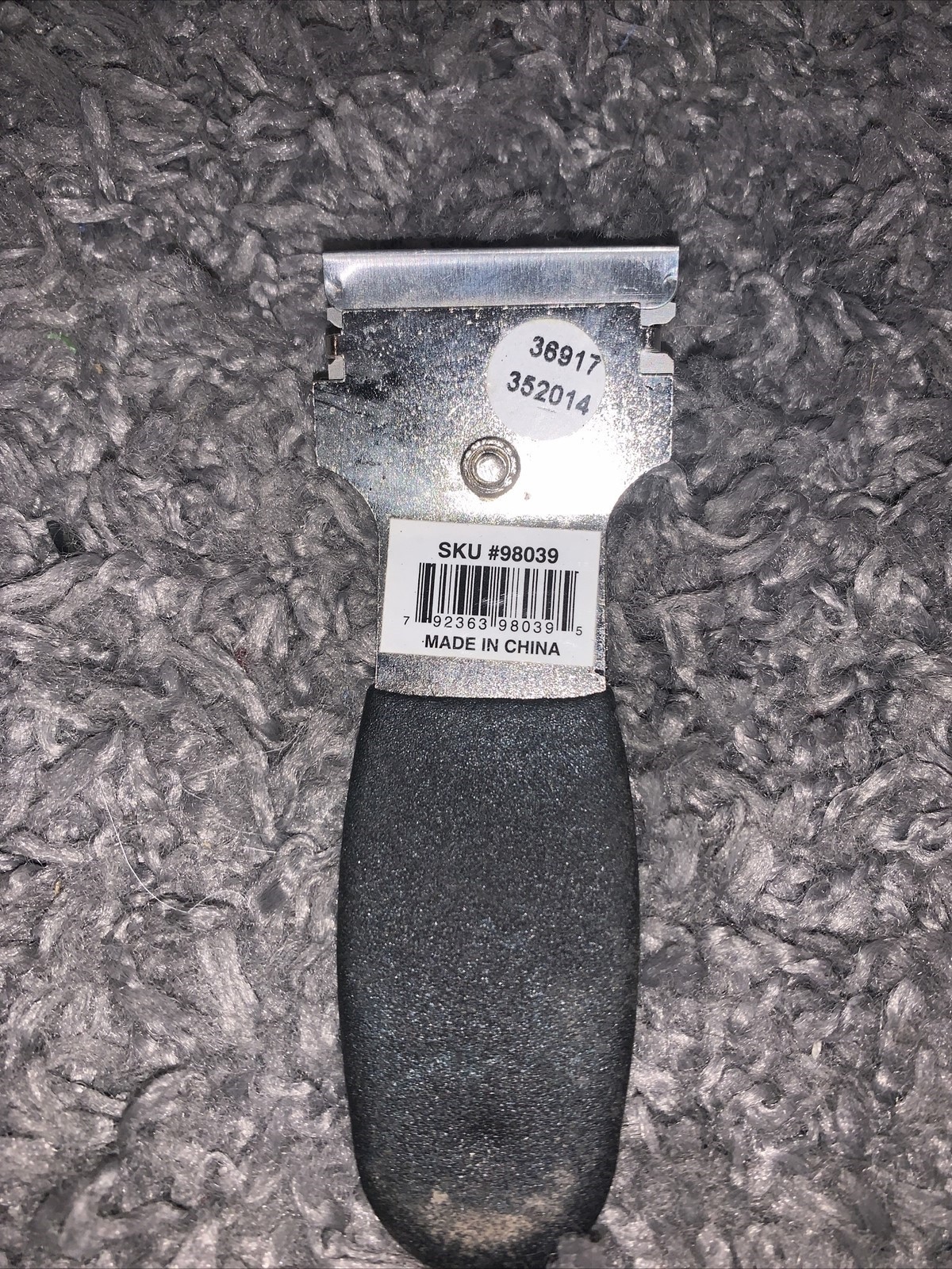 Single edge RAZOR BLADE HandHeld SCRAPER w 3 1/2" foam handle Scrape paint glass