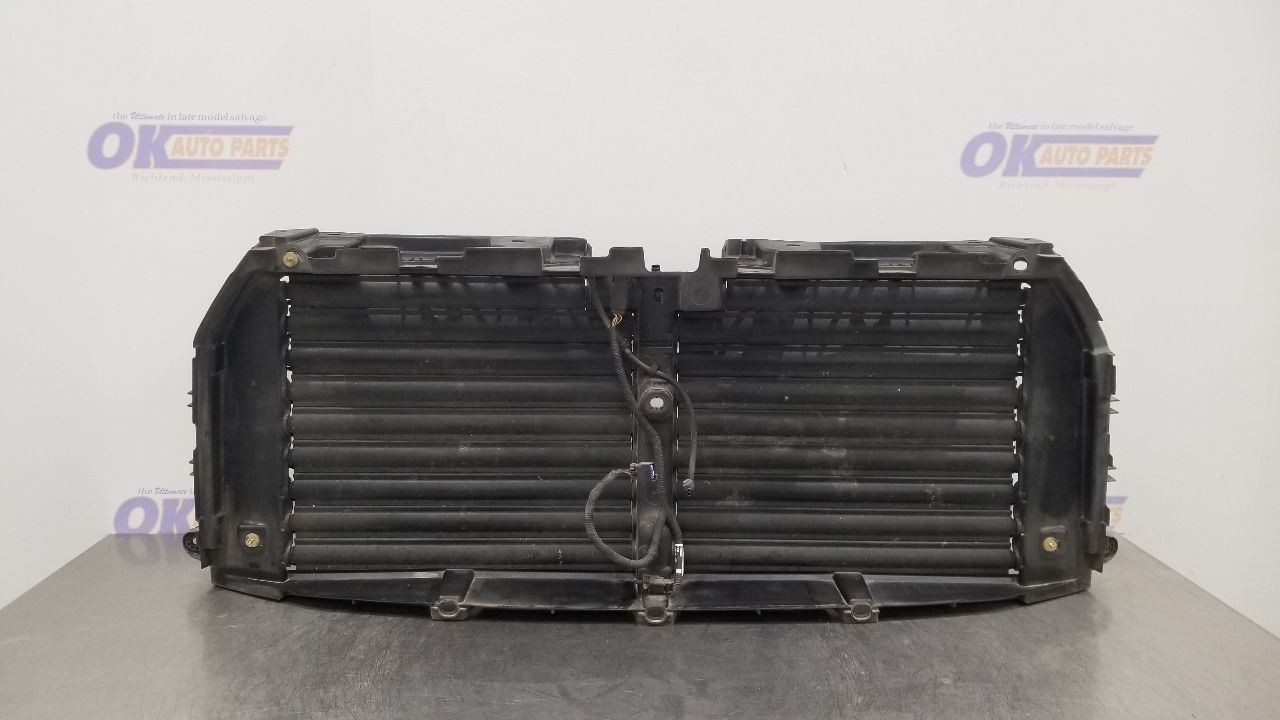 17 FORD F150 UPPER AIR SHUTTER 5.0L