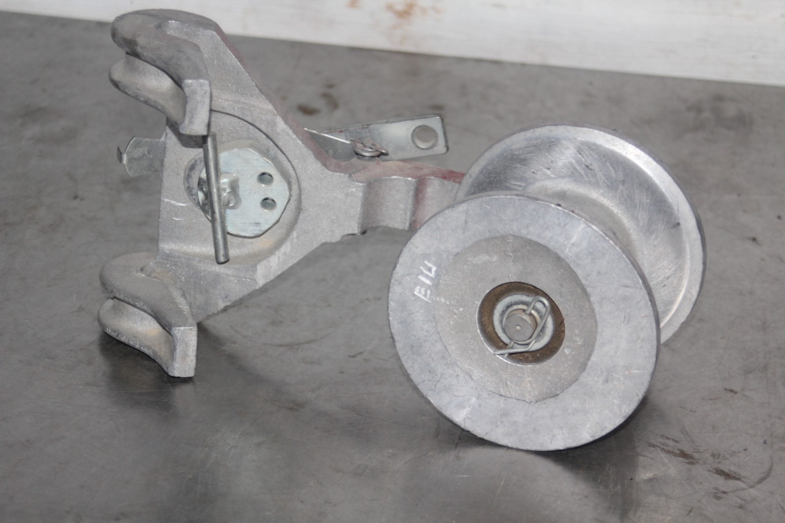 LEMCO TWO WAY CABLE BLOCK