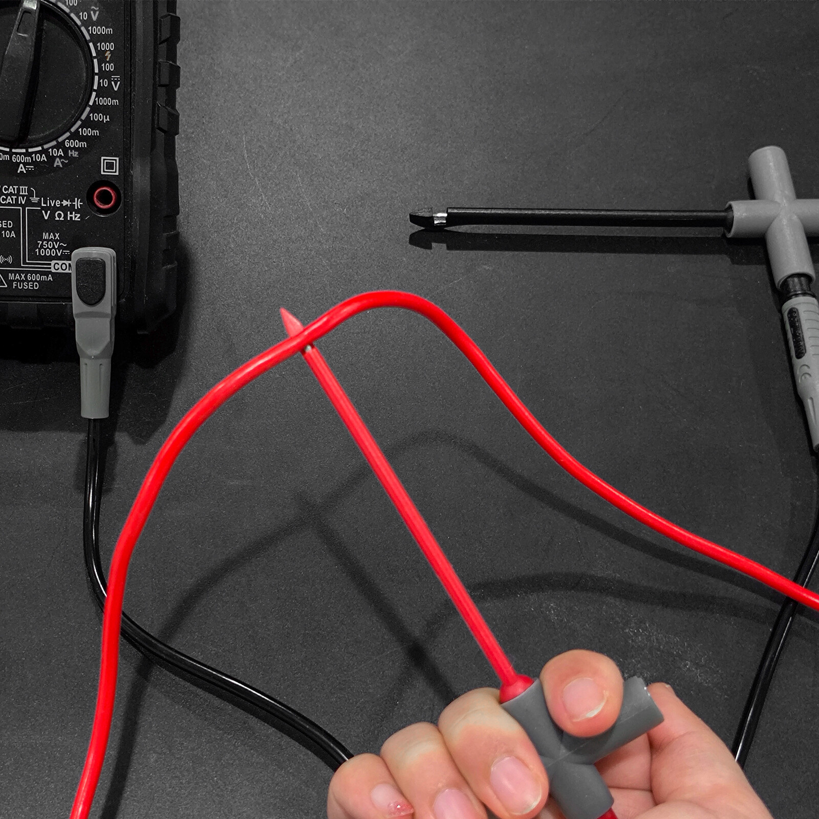 Multimeter Test Lead Kit 4mm Banana Plug with Wire Piercing Puncture Probe