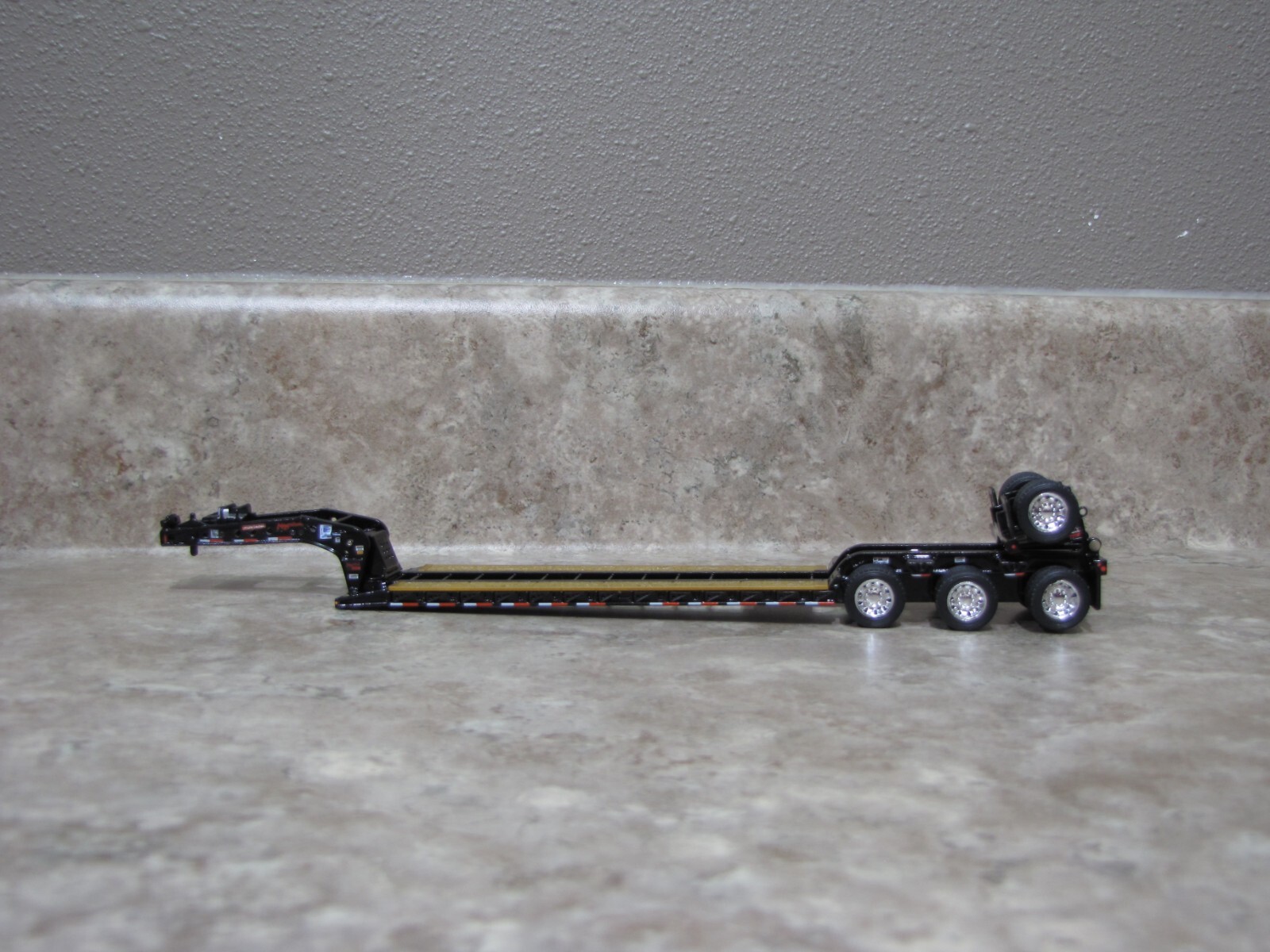 DCP 1/64 Black Fontaine Tri-Axle Detachable Lowboy Flip Axle Trailer Toy