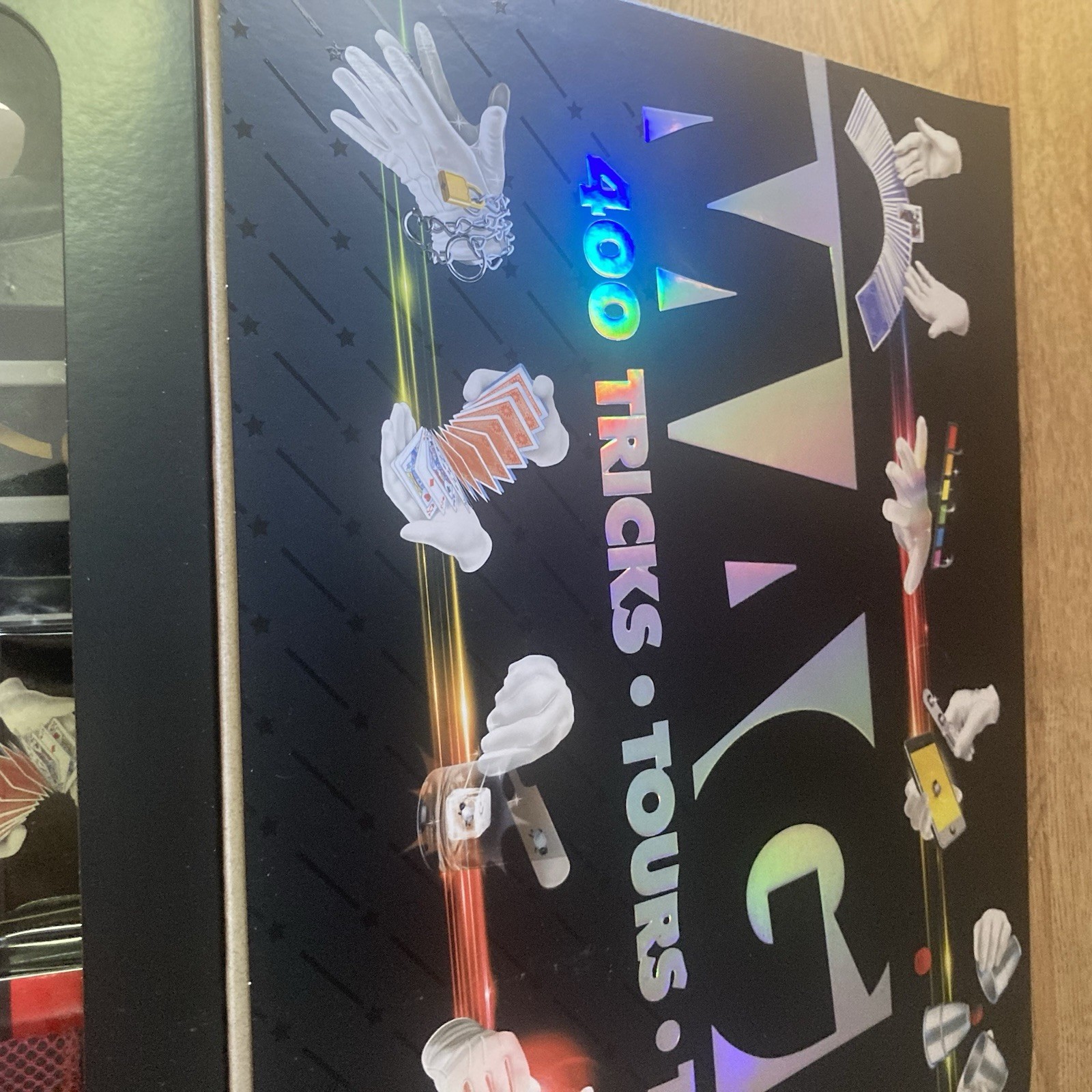 Marvins Ultimate Magic - 400 Tricks & Illusions Magic Set (Marvin's Magic)