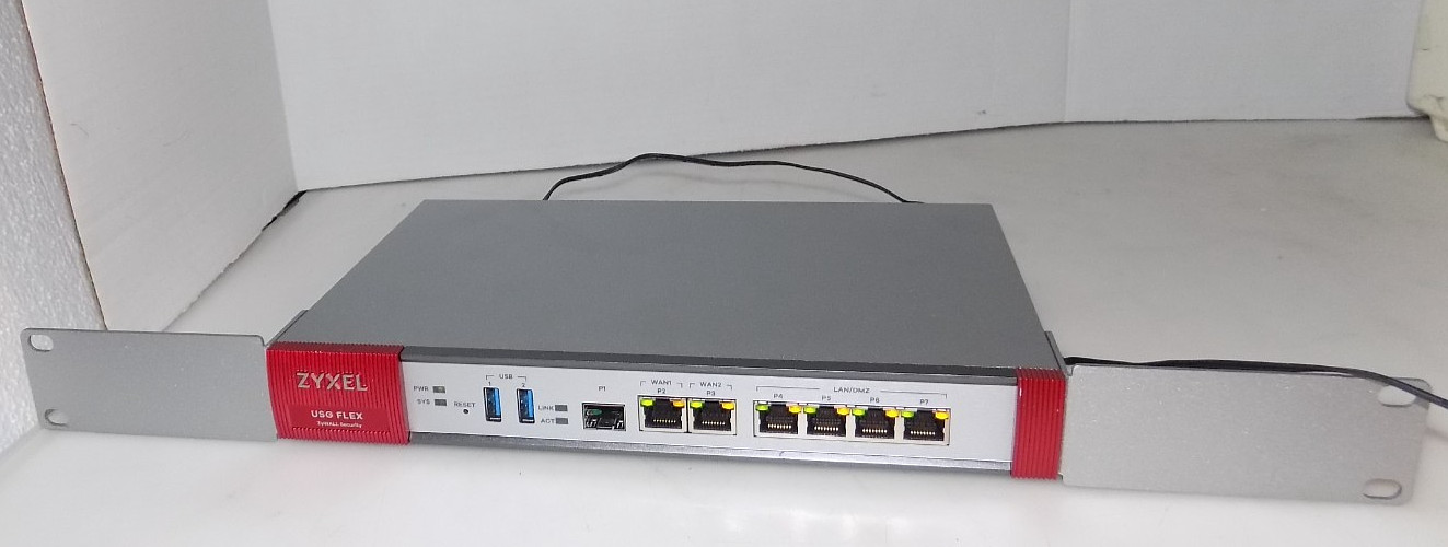 Zyxel USG FLEX 200 Hardware Firewall 1800 MBIT/S 4 x LAN/DMZ SFP USB 3.0