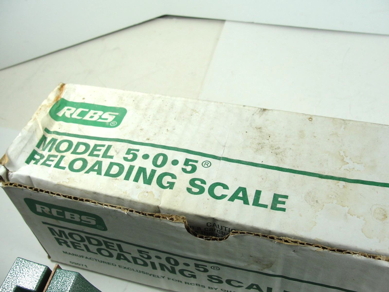 RCBS 5-0-5 RELOADING SCALE IN EXCELLENT USED CONDITION