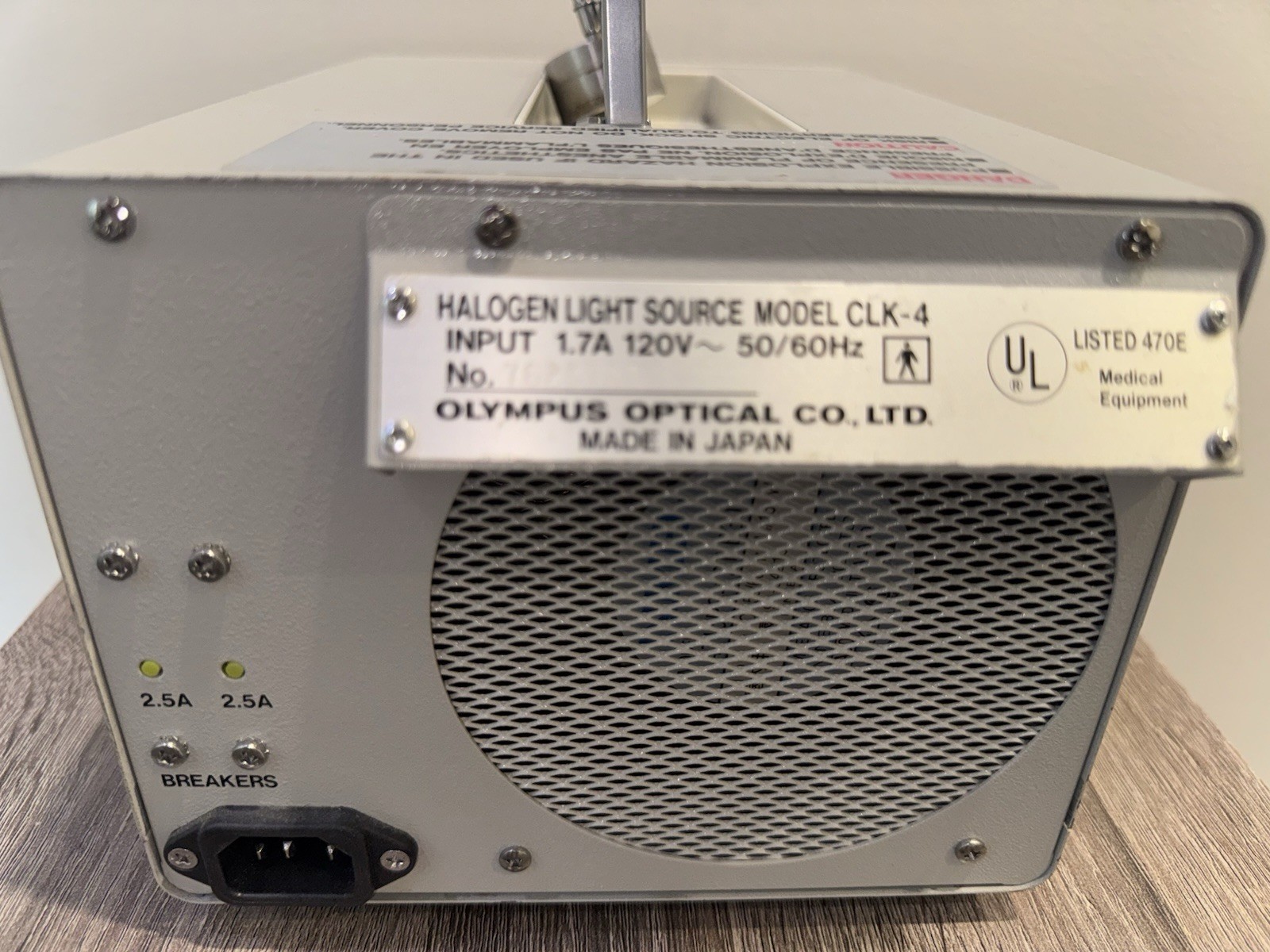 Olympus CLK-4 Halogen Light Source and air generator