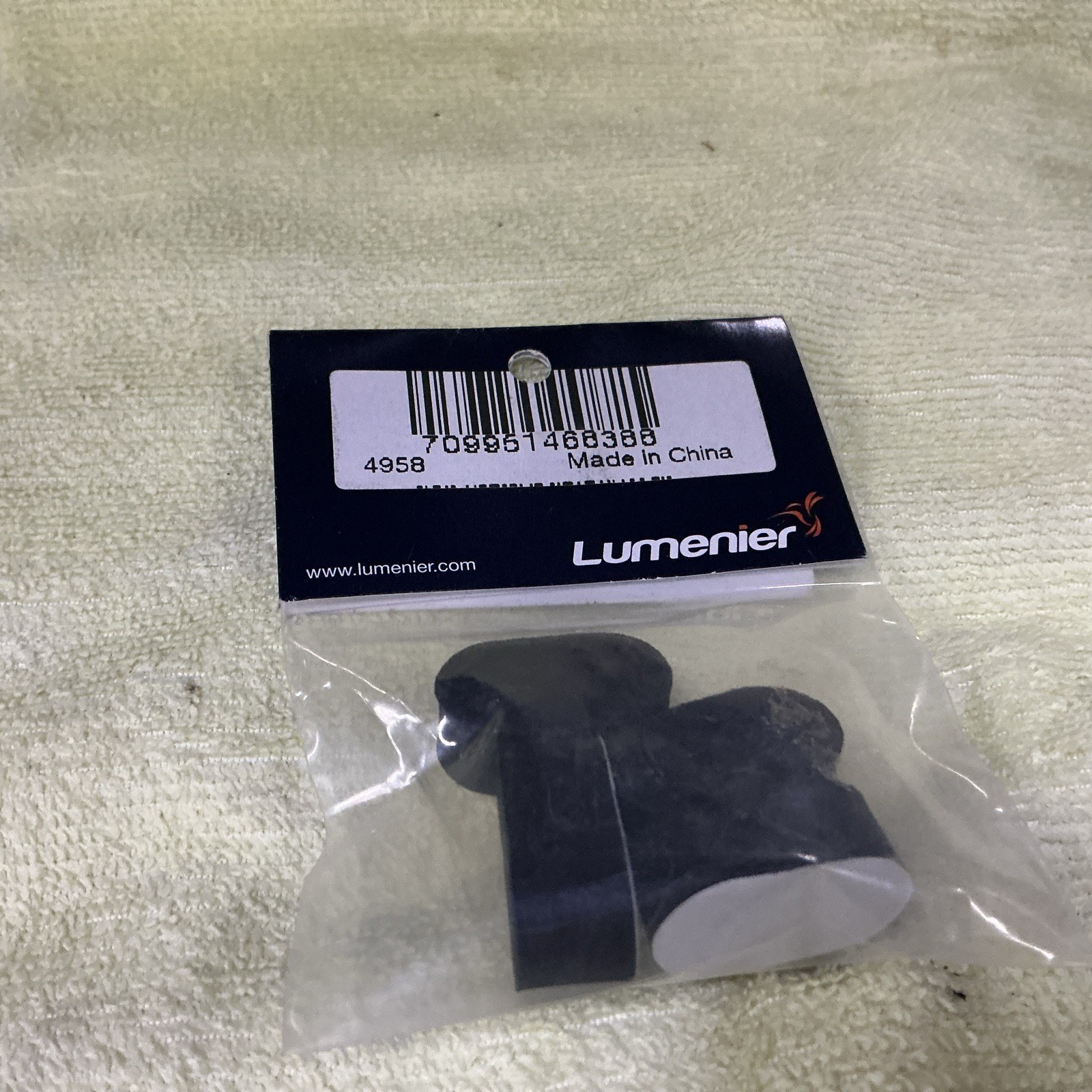 OEM Lumenier LUM4958 ~ 4958 ~ NEOPRENE LANDING PADS (4) NOS