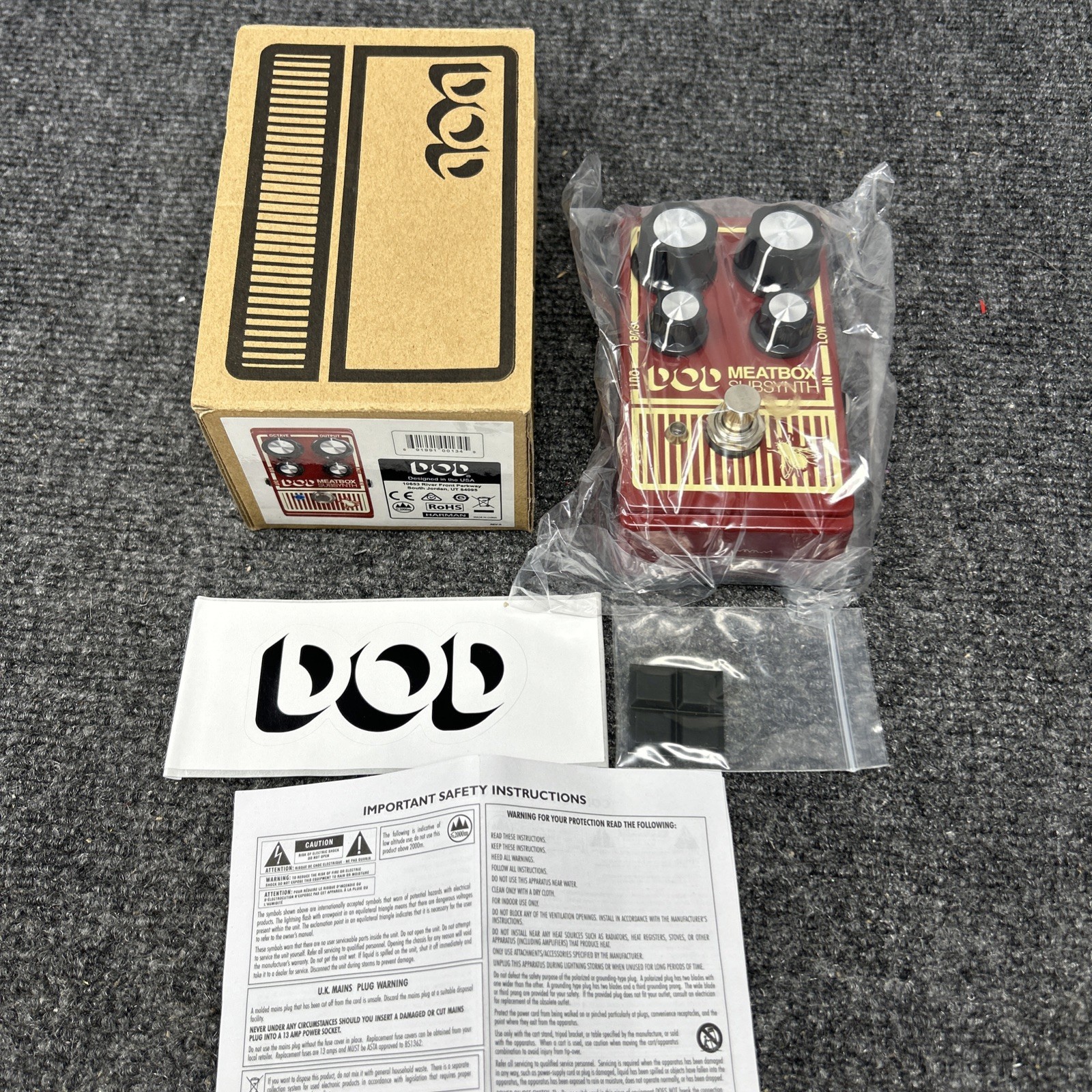 DOD Meatbox Sub Synth Pedal New Open Box Sticker Rubber Feet