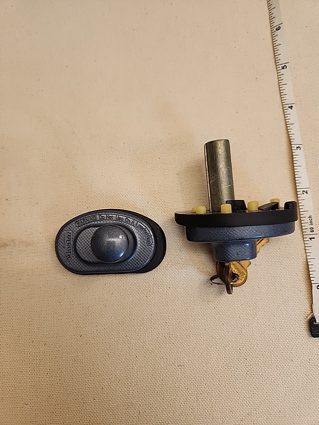 Master Lock 90 Gun Lock Trigger Lock with 2 keys blue