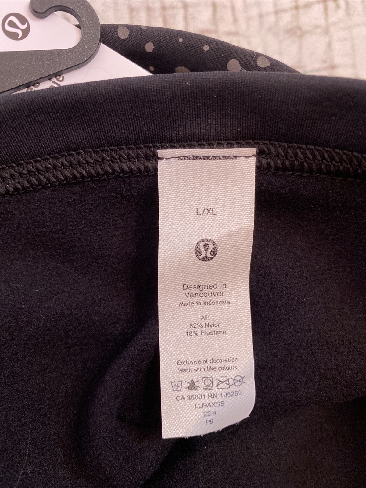 NWT Lululemon Fleece Reflective Running Beanie Toque L/XL BLK Black