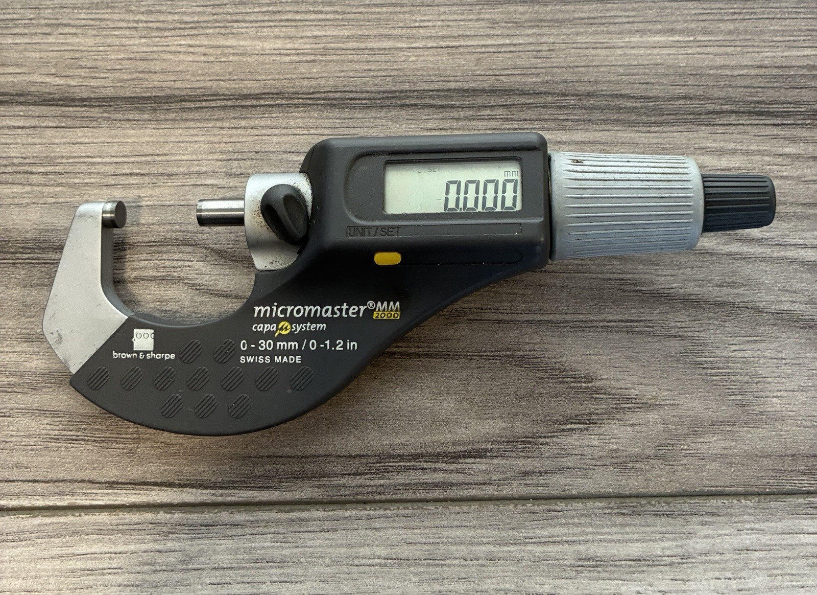 Brown & Sharpe MicroMaster MM 2000 0-30mm / 0-1.2'' Digital Micrometer
